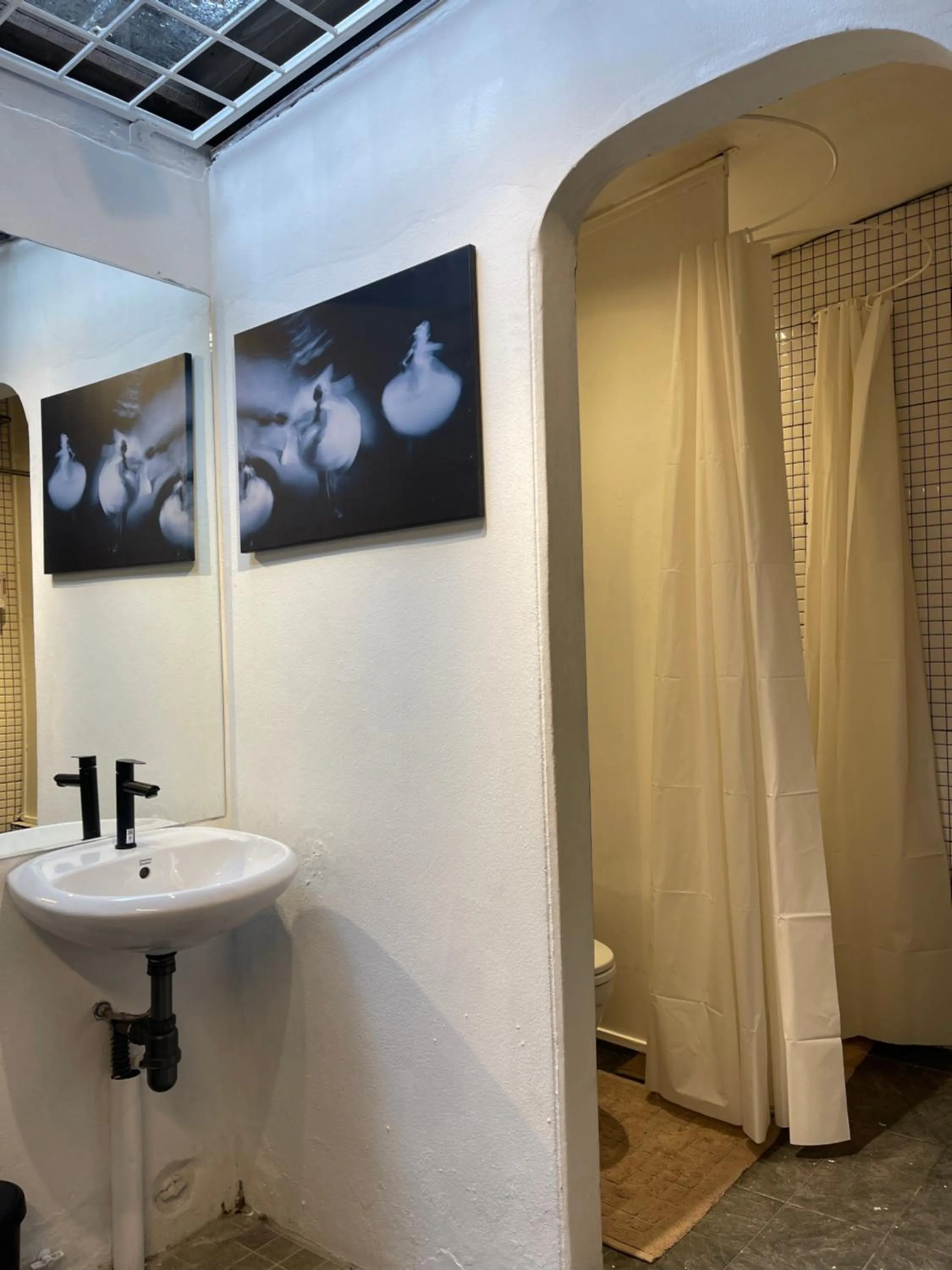 Bathroom in The Ordinary 8