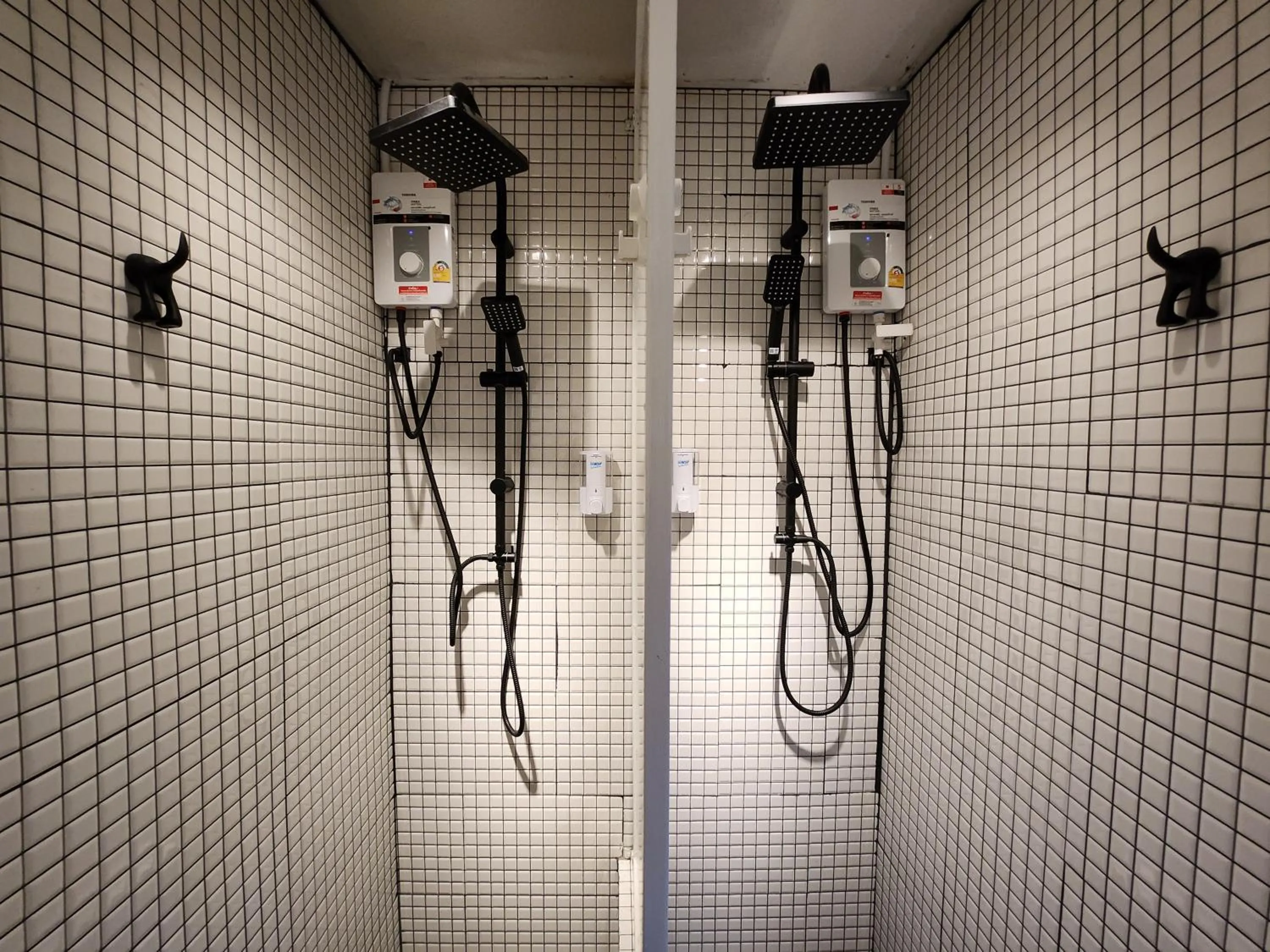 Shower in The Ordinary 8