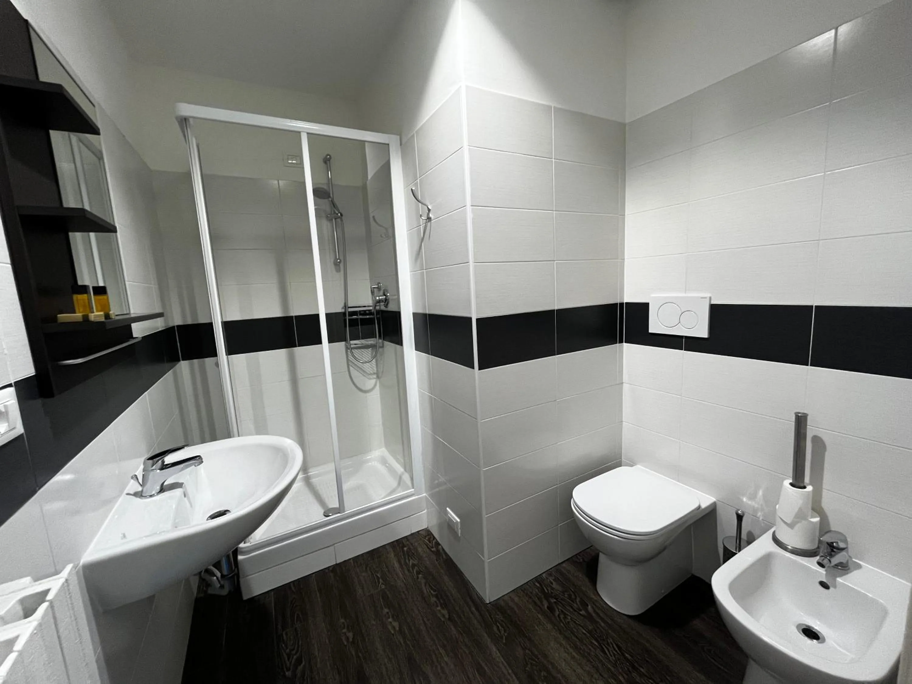 Shower in Villa Tergeste