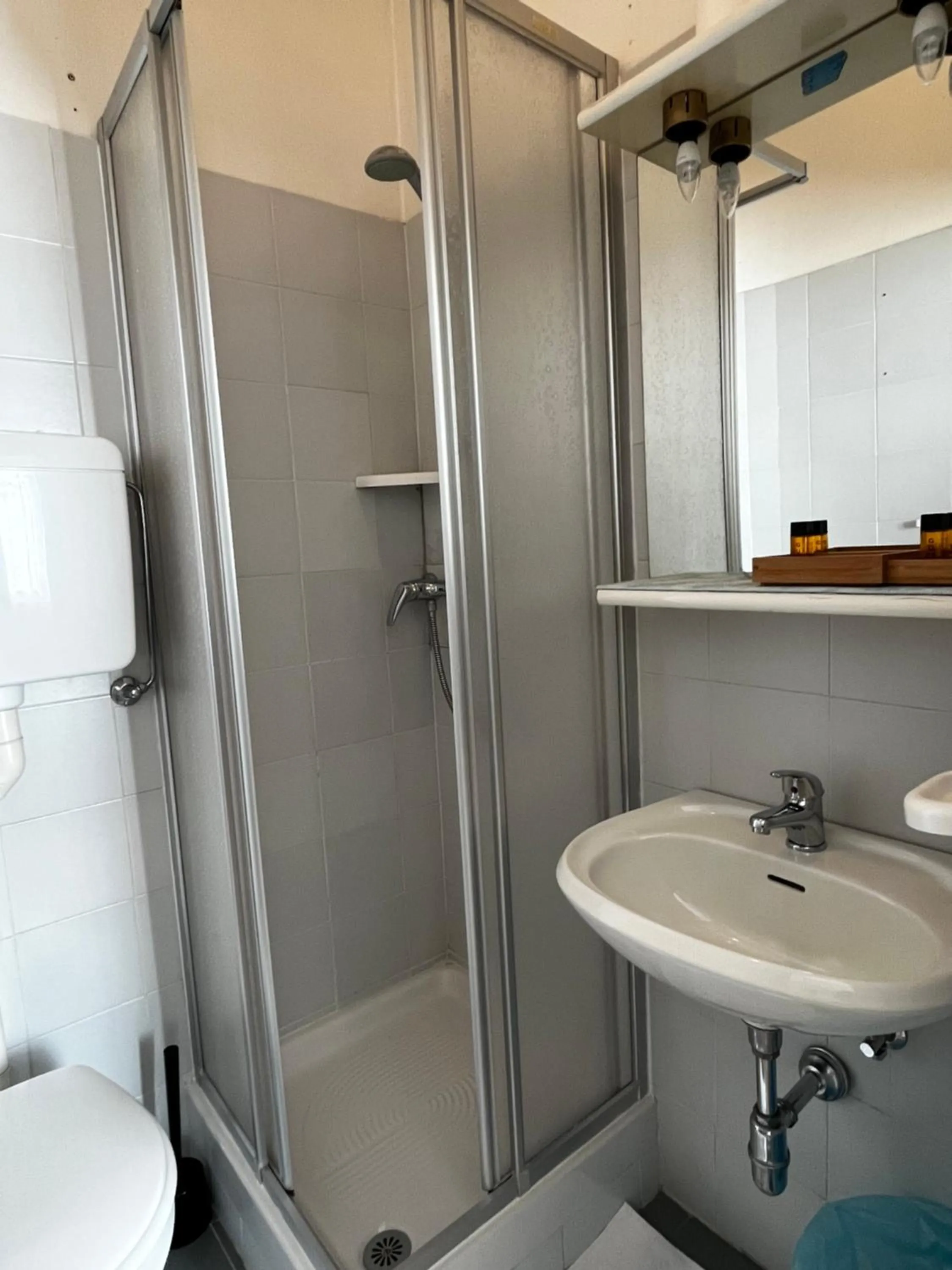 Shower in Villa Tergeste