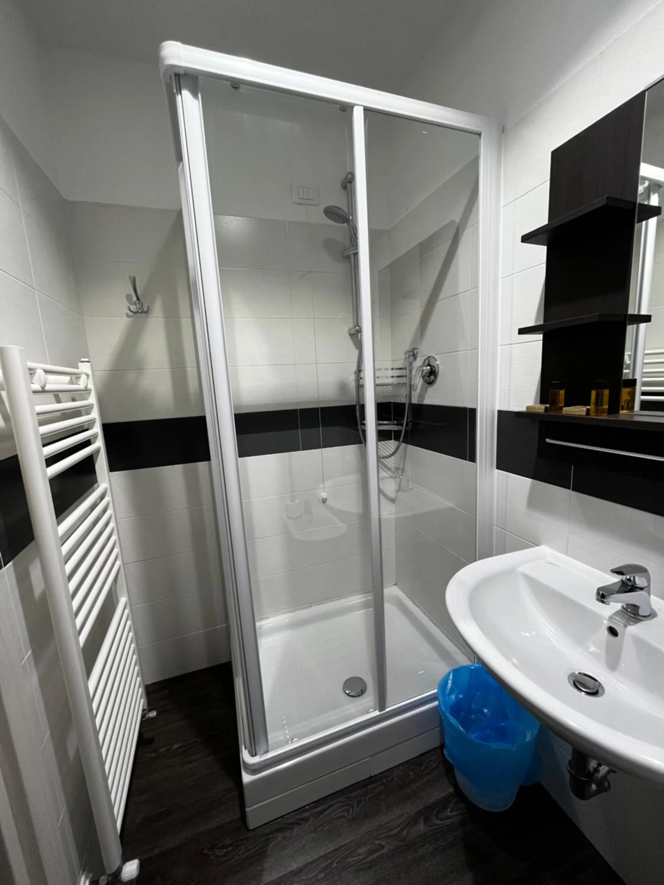 Shower in Villa Tergeste