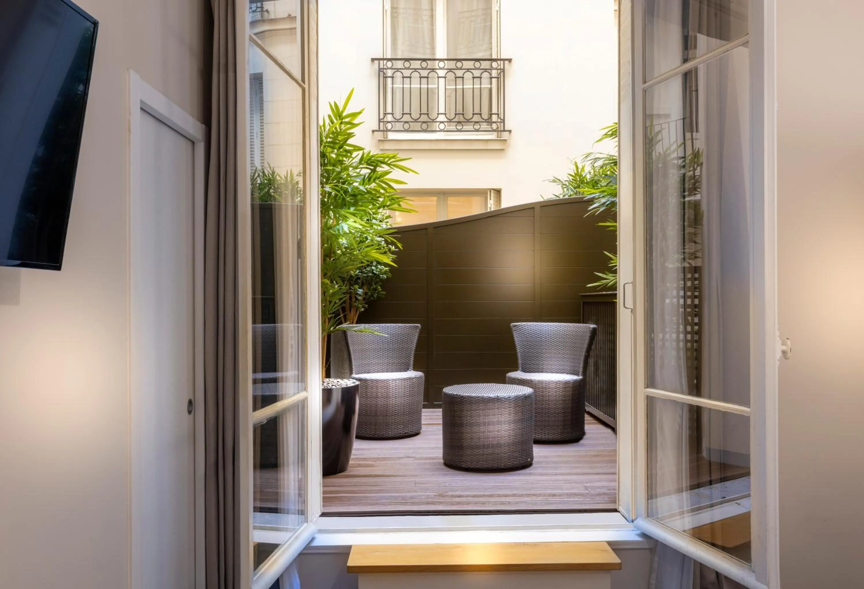 Patio in Résidence Charles Floquet