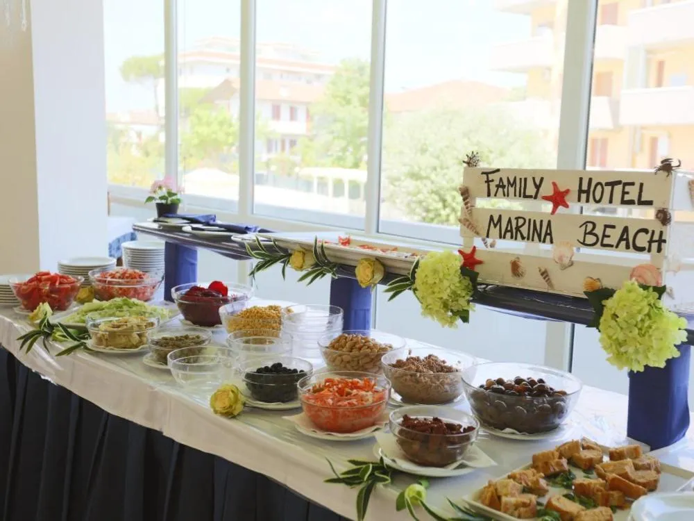 Hotel Marina Beach - Azzurro Club