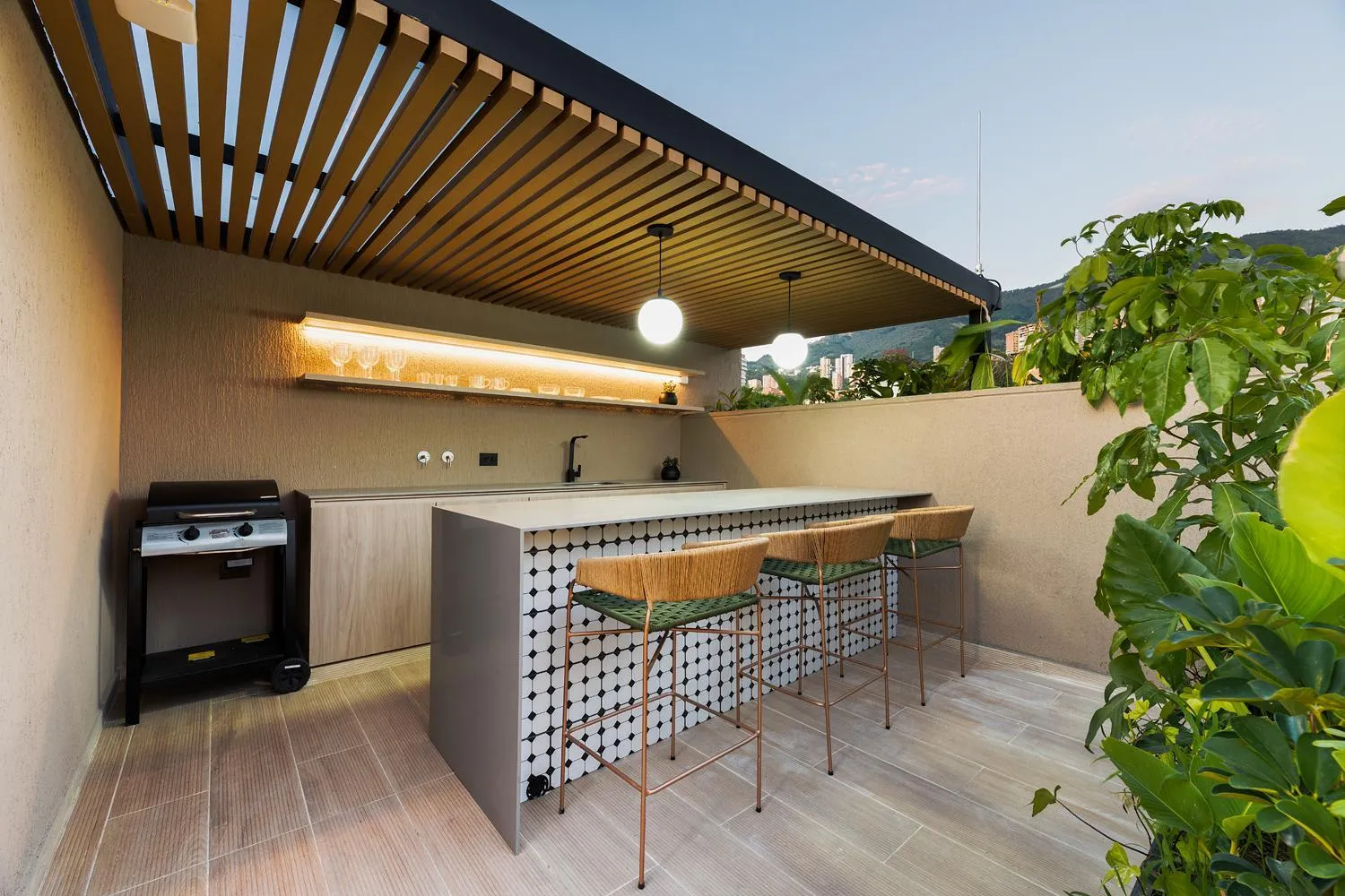 Kitchen or kitchenette in Nakúa Stay & Work Hotel