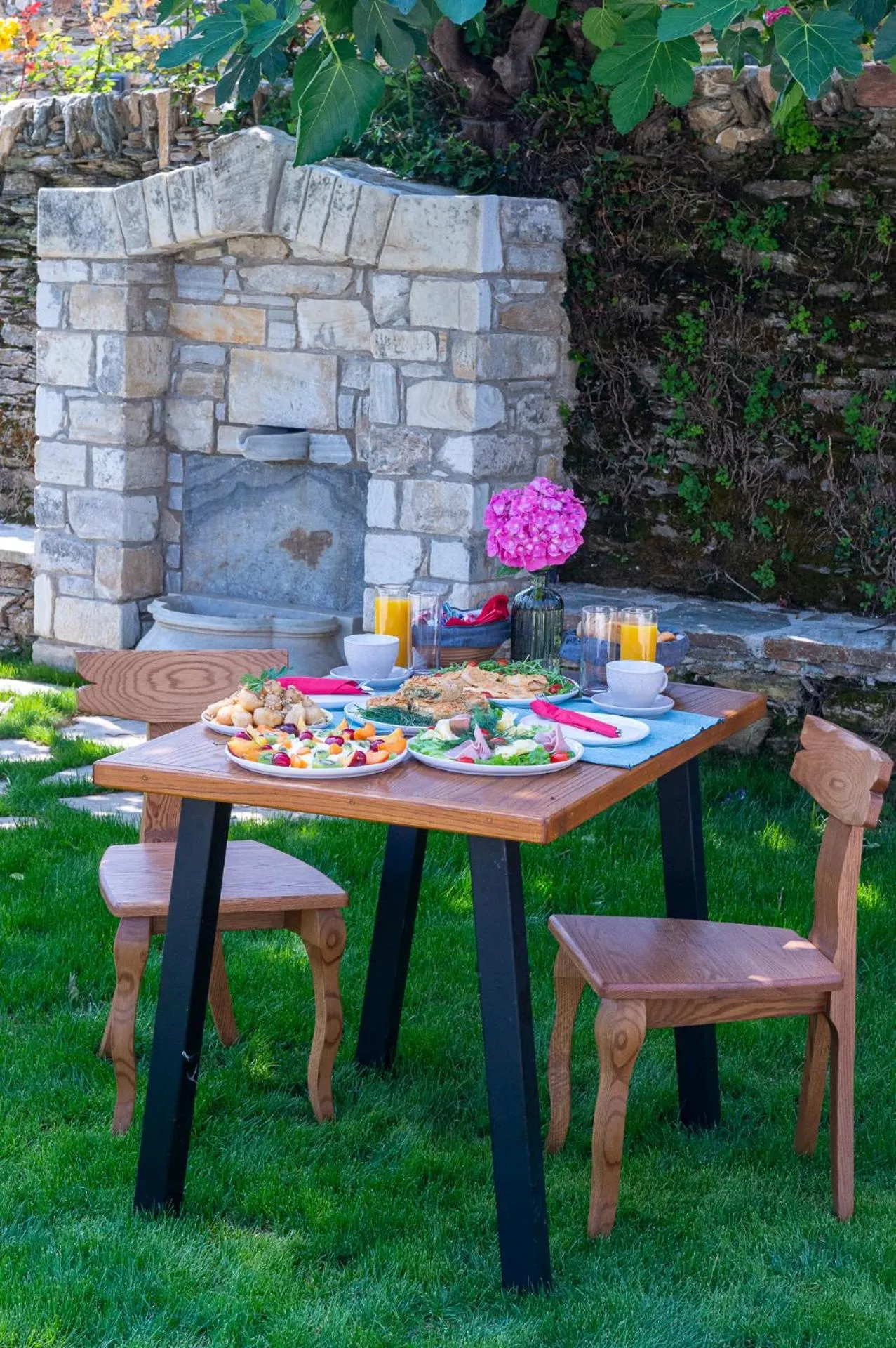 Breakfast in Nostos Country House