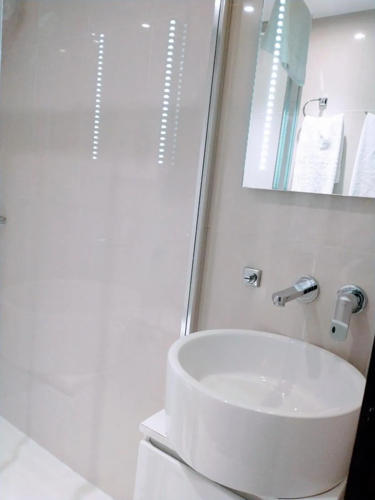 Bathroom in Hotel Edward Paddington