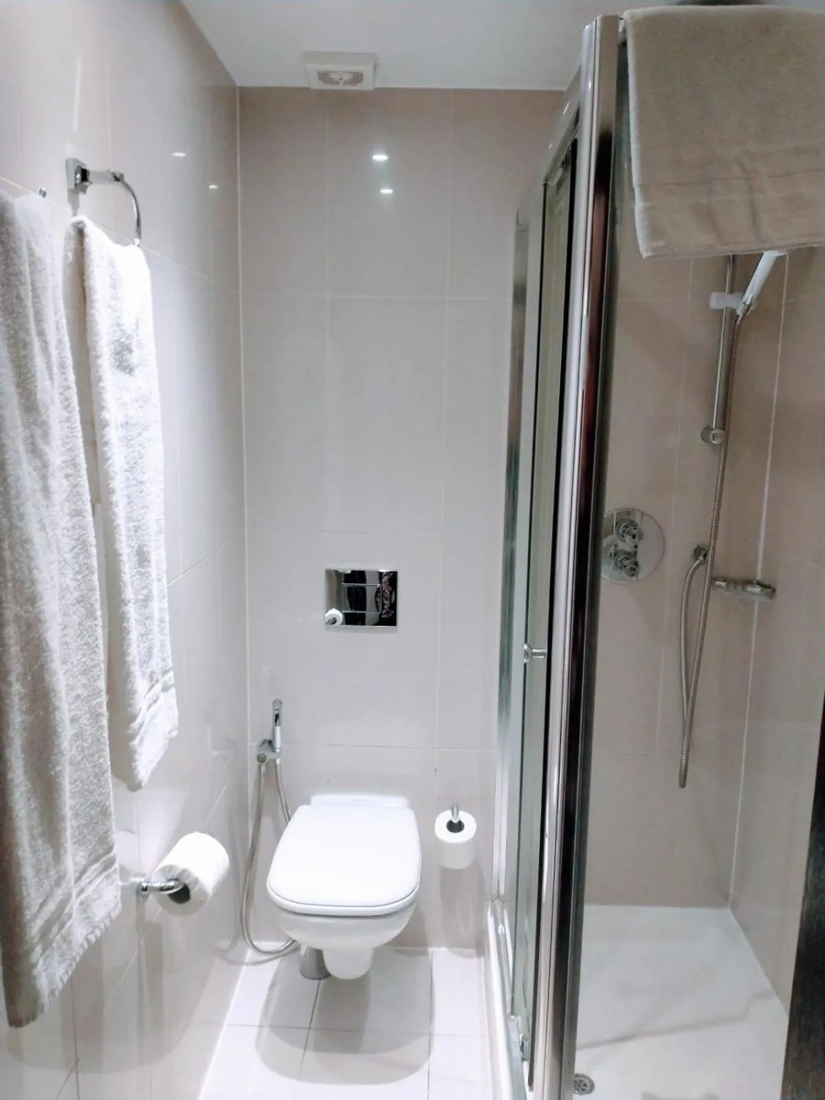 Bathroom in Hotel Edward Paddington