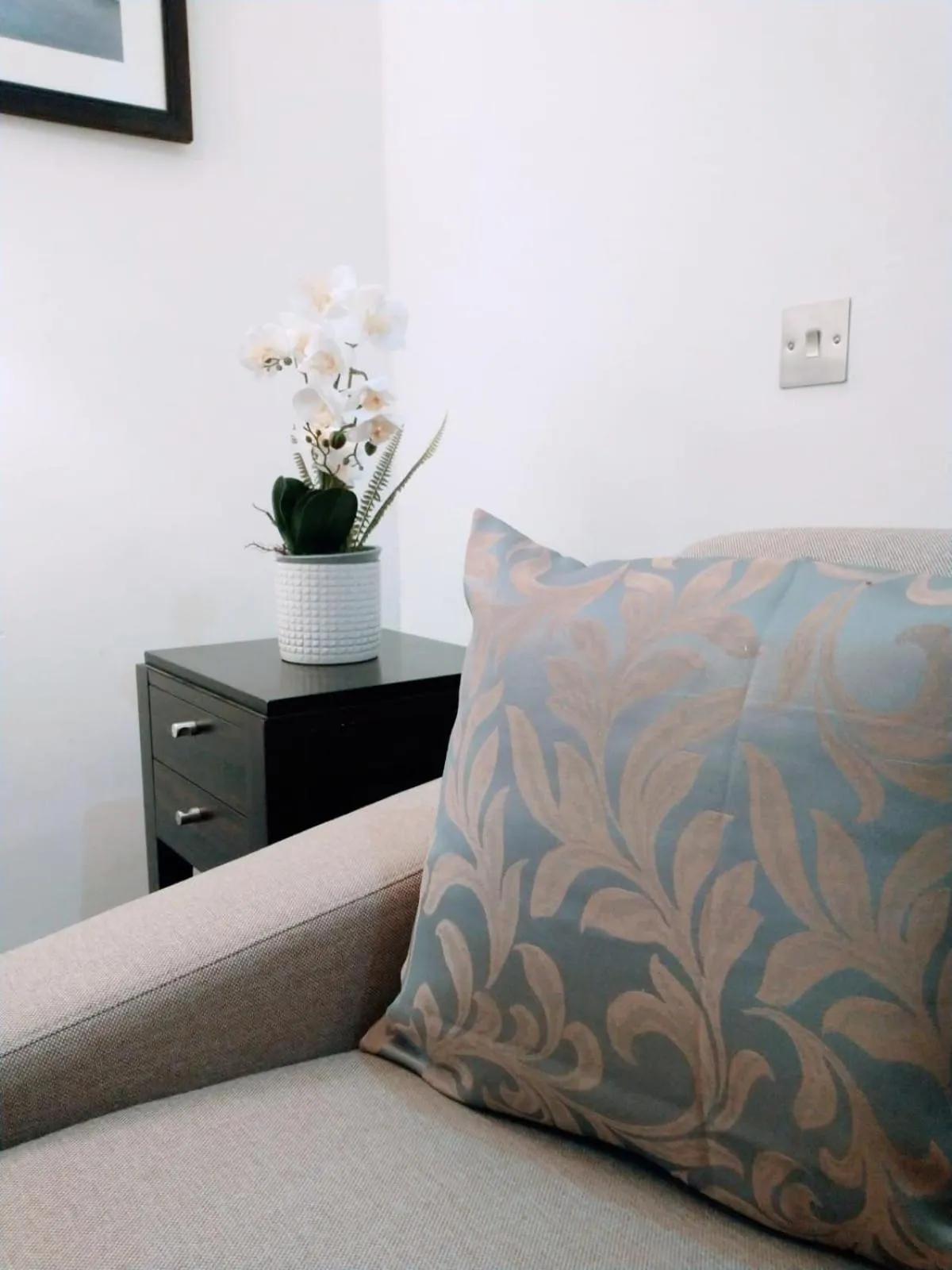 Seating area in Hotel Edward Paddington