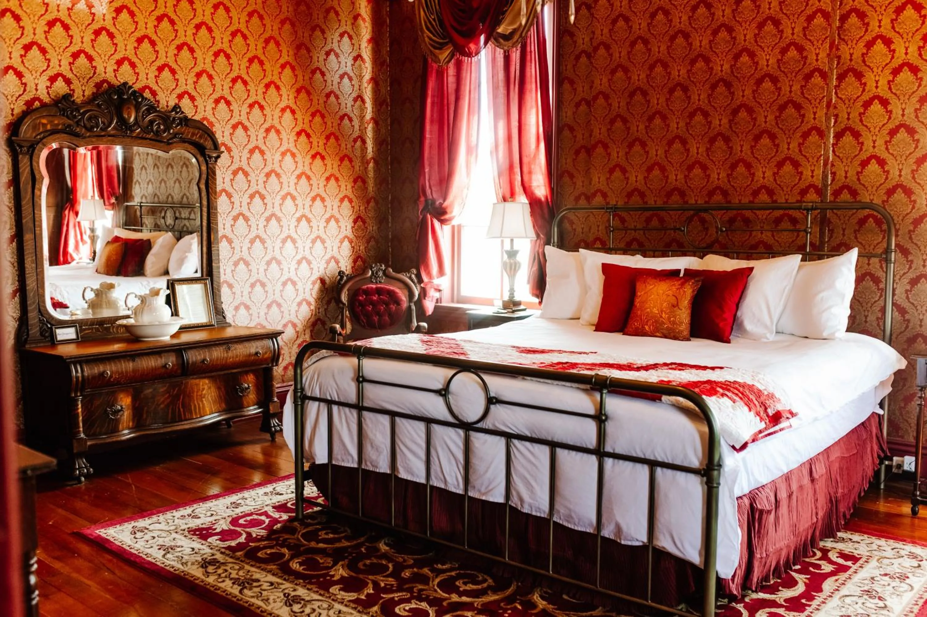 Bed in White House Hotel
