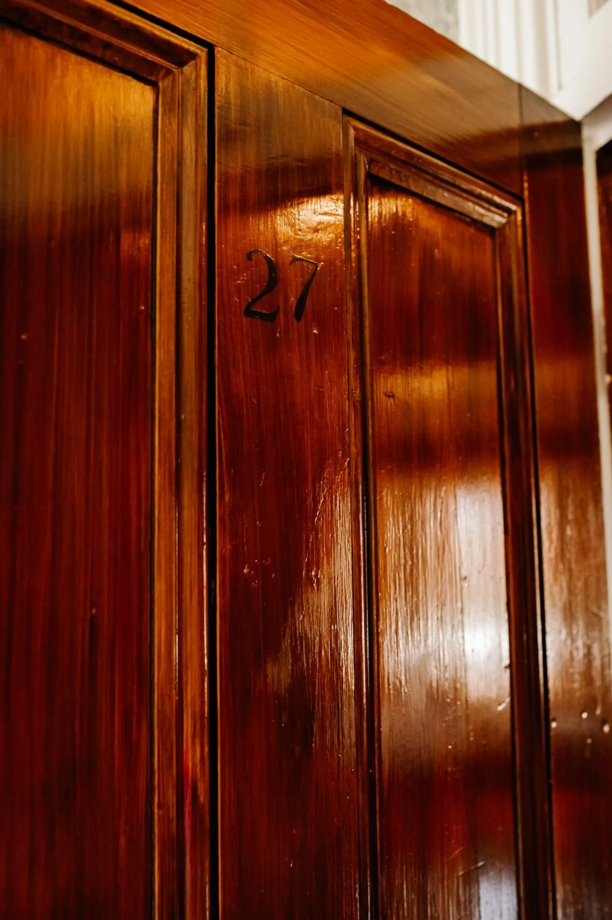 Decorative detail in White House Hotel