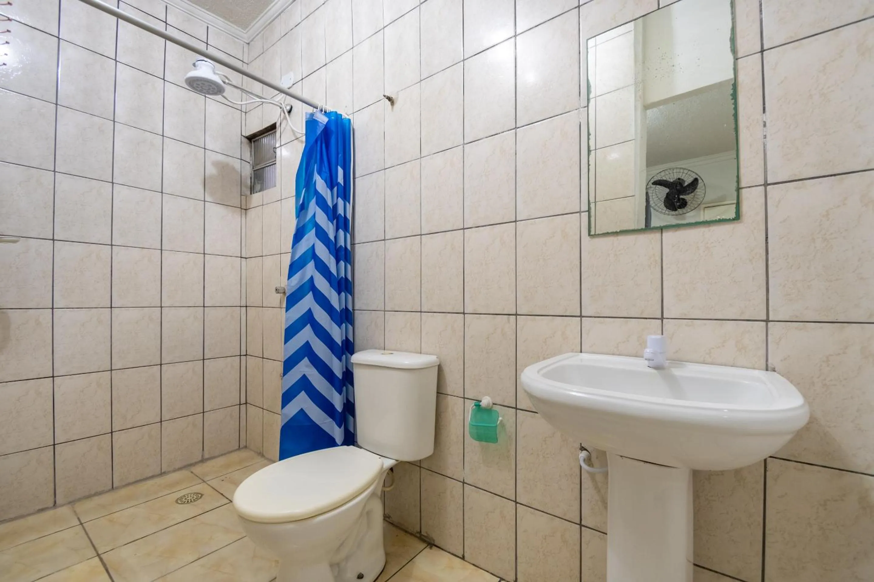 Bathroom in OYO Nações Unidas, Sao Paulo