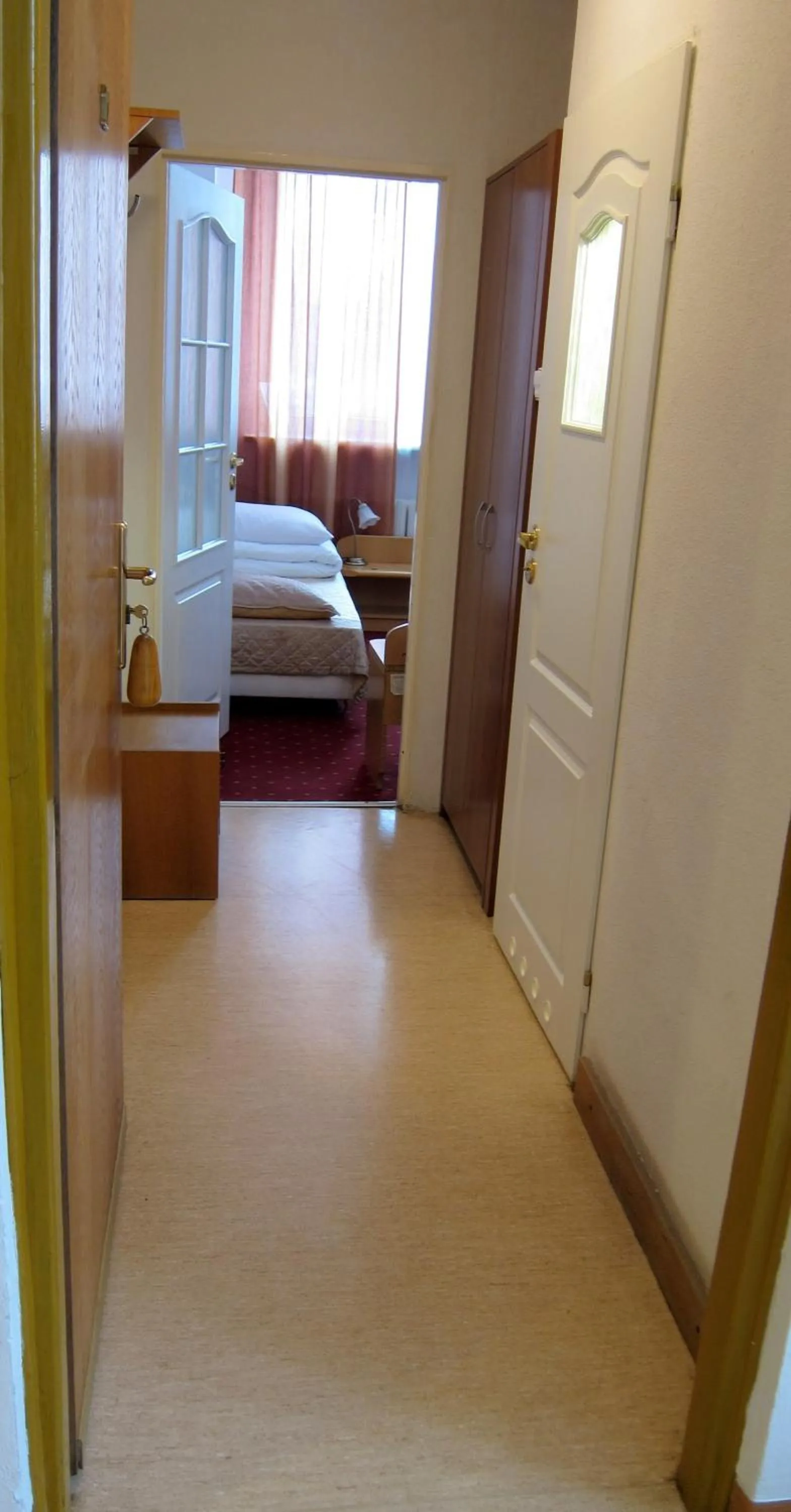 Photo of the whole room, Bed in Centrum Konferencyjne IBIB PAN