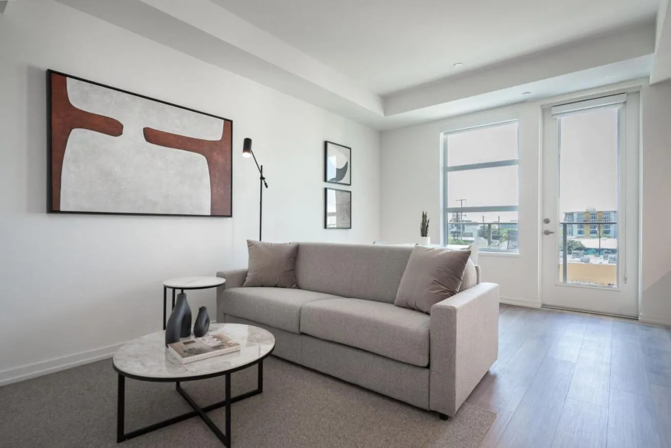 Living room in Level Hollywood