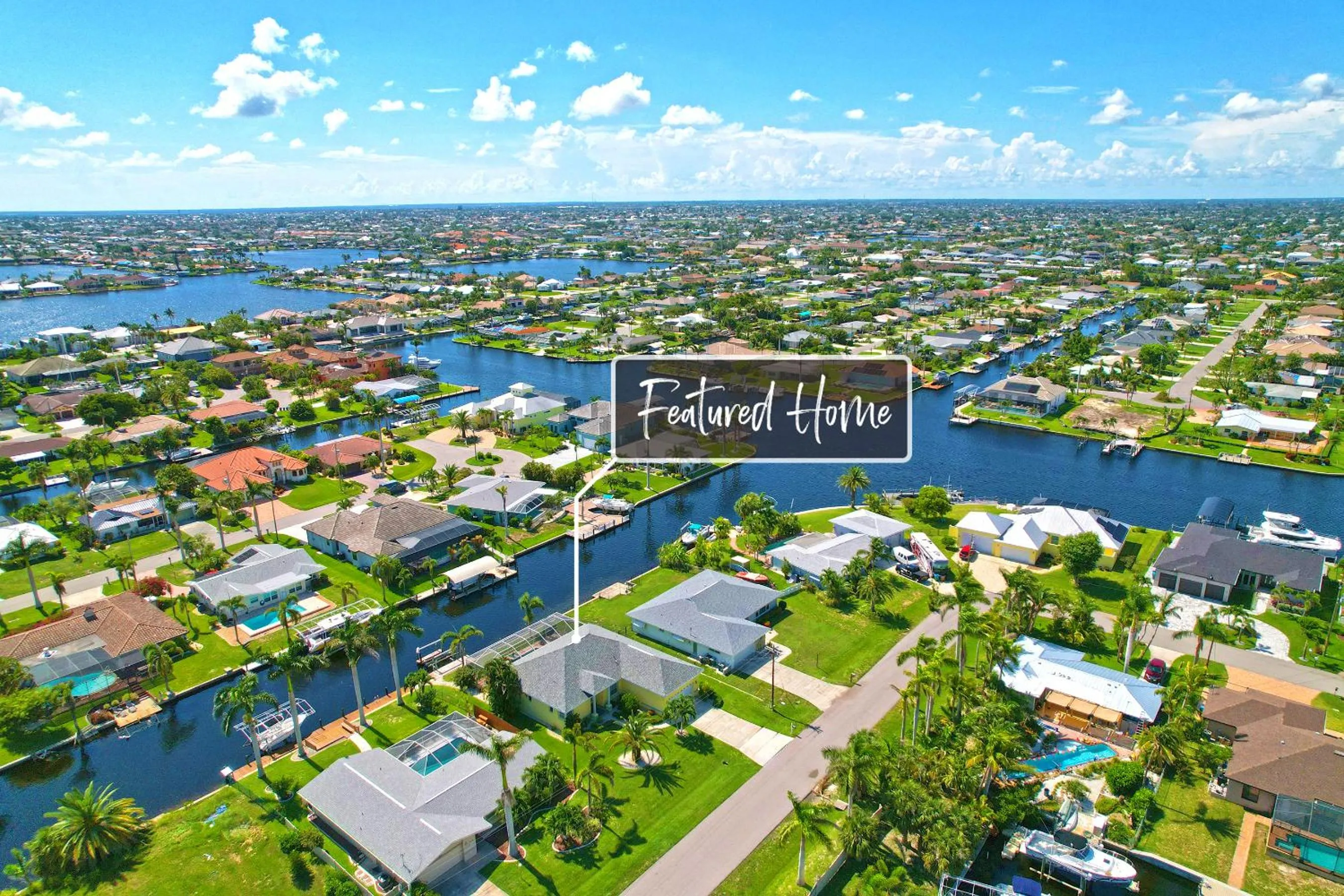Quiet and relaxing waterfront paradise with direct access to the Gulf of Mexico, Villa Just for Sun