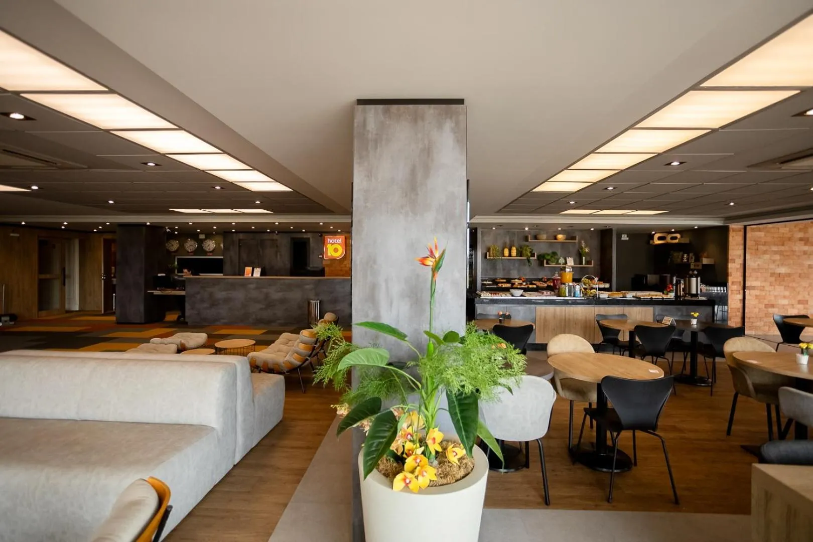 Hotel 10 Ponta Grossa