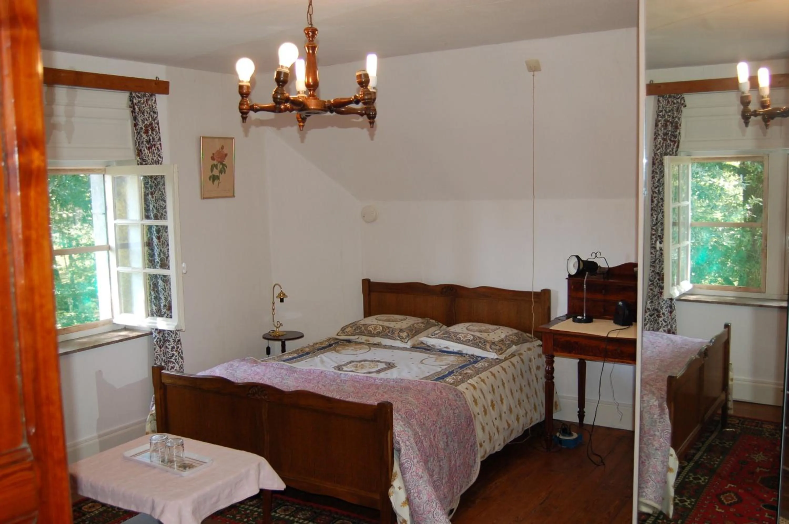 Photo of the whole room, Bed in B&B Les Genêts
