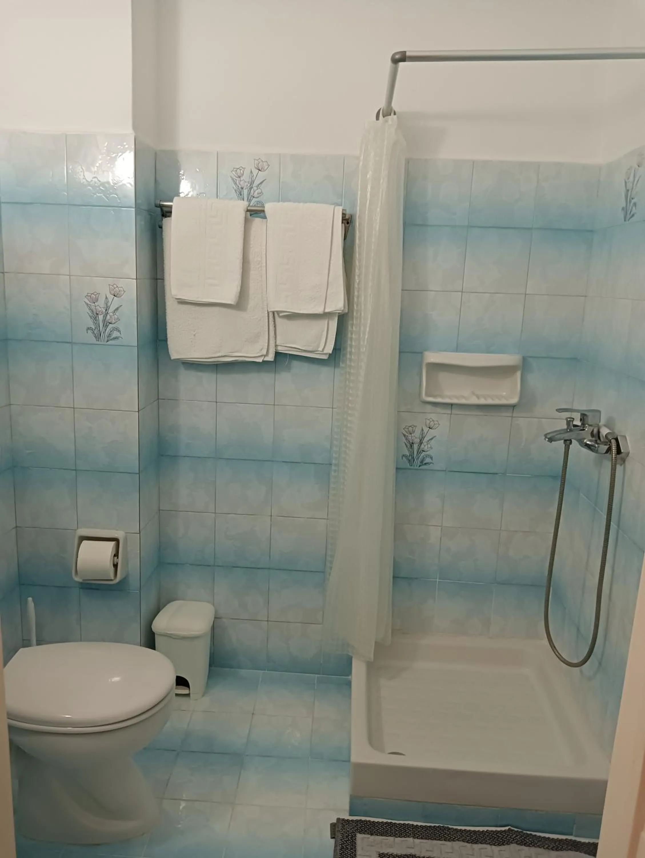 Bathroom in IL MIRTO VERDE