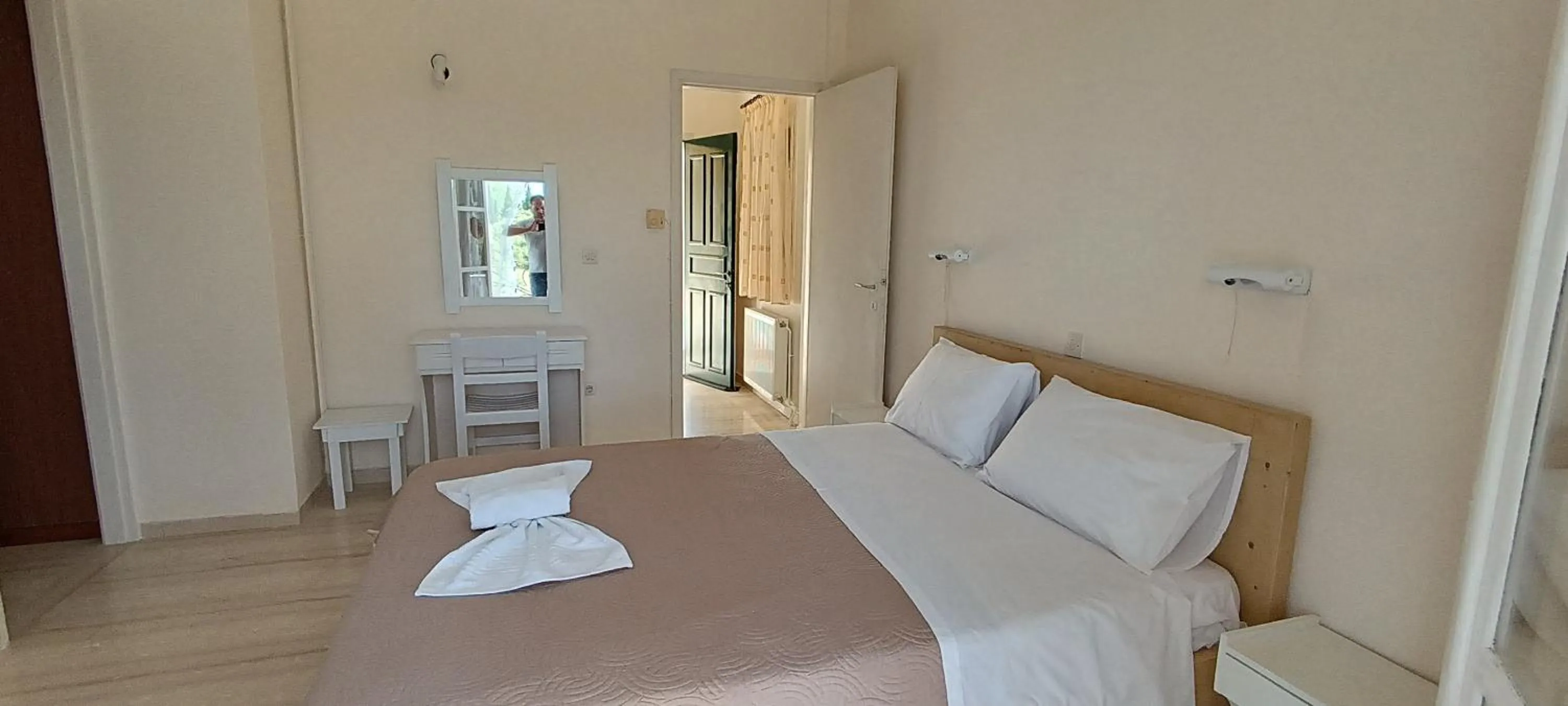 Bedroom, Bed in IL MIRTO VERDE