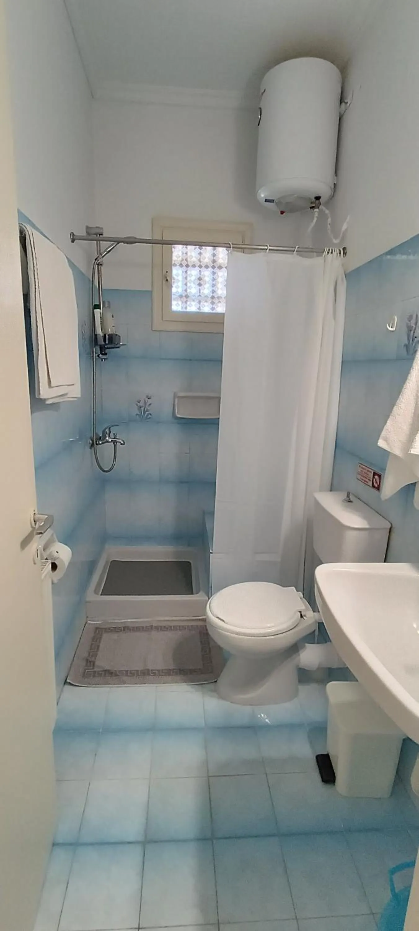 Bathroom in IL MIRTO VERDE