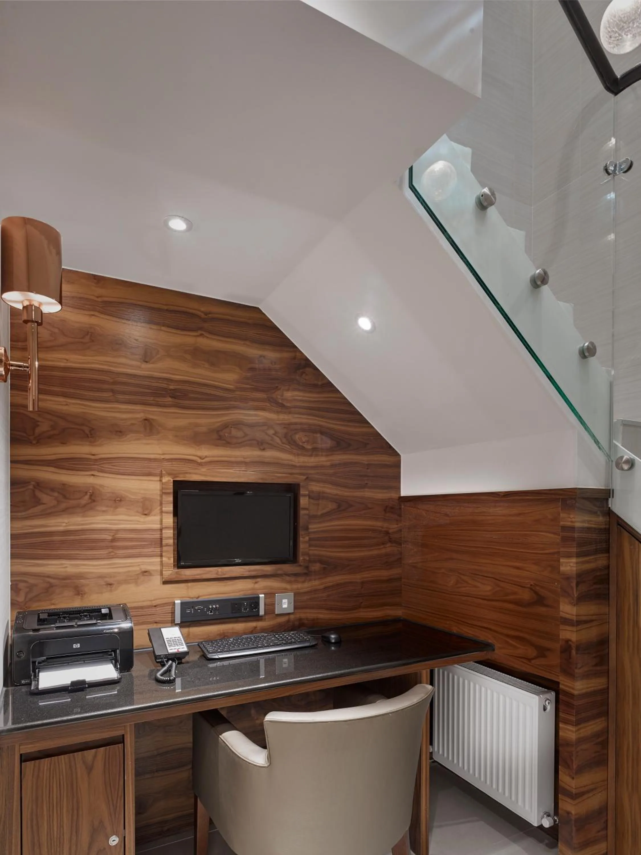 Business facilities in Norfolk Towers Paddington