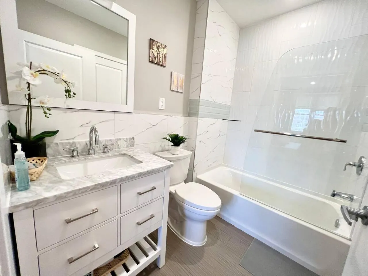 302 Comfy Cabin 1BD with city view in Center city