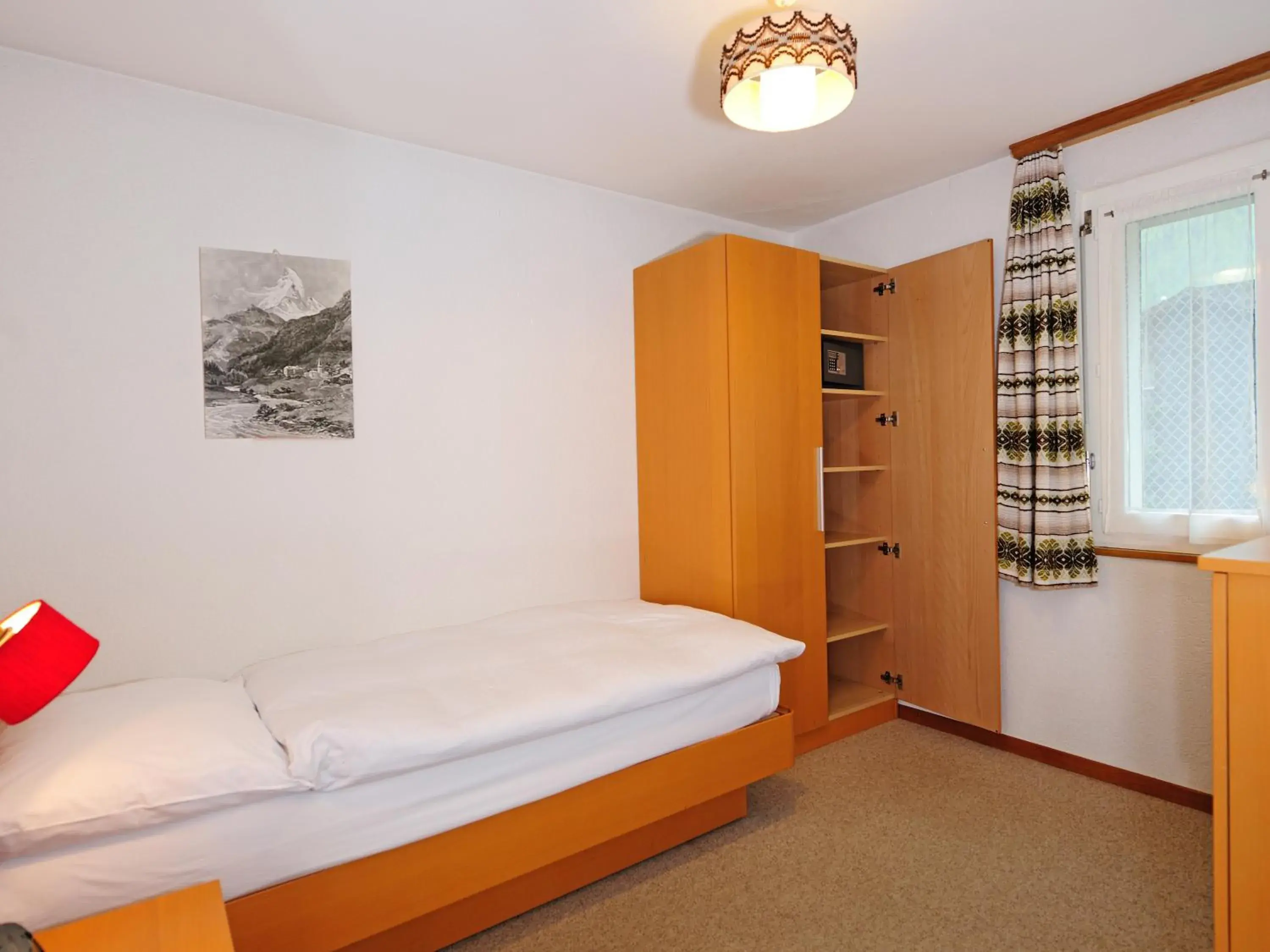 Photo of the whole room, Bed in Hotel Alphubel Photo of the whole room, Bed in Hotel Alphubel