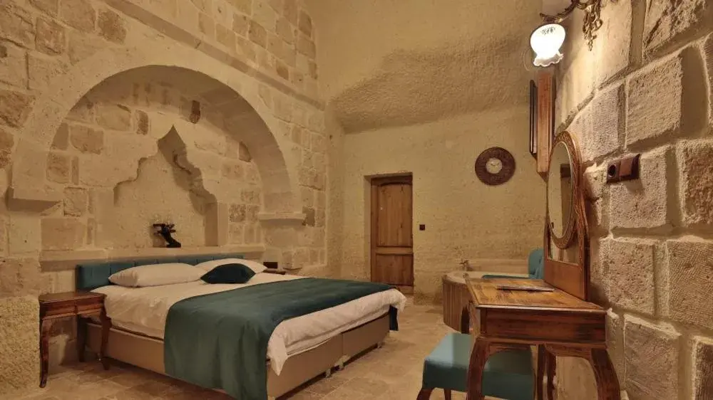 Deluxe Cave Room with Spa-Bath in Milagre Cave Hotel Deluxe Cave Room with Spa-Bath in Milagre Cave Hotel