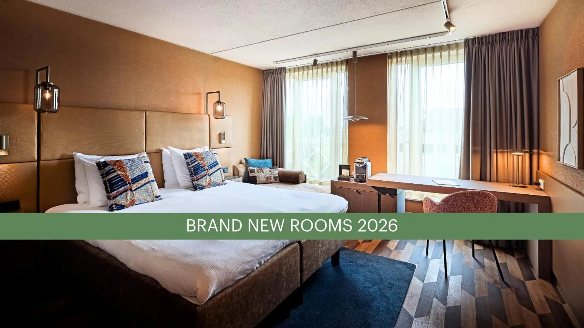 Photo of the whole room, Bed in Carlton Oasis Hotel