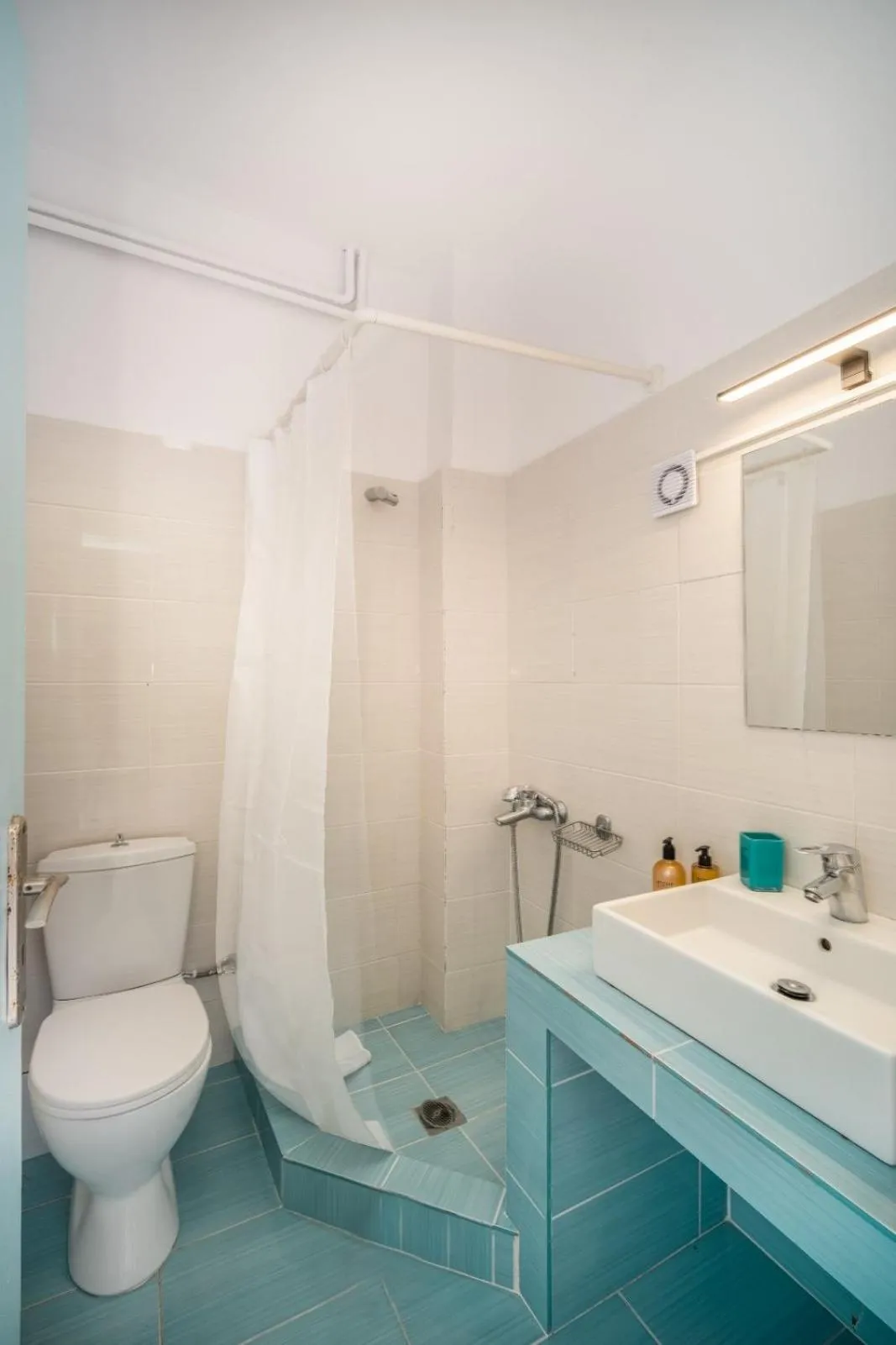 Toilet in Eleios Hotel Serifos