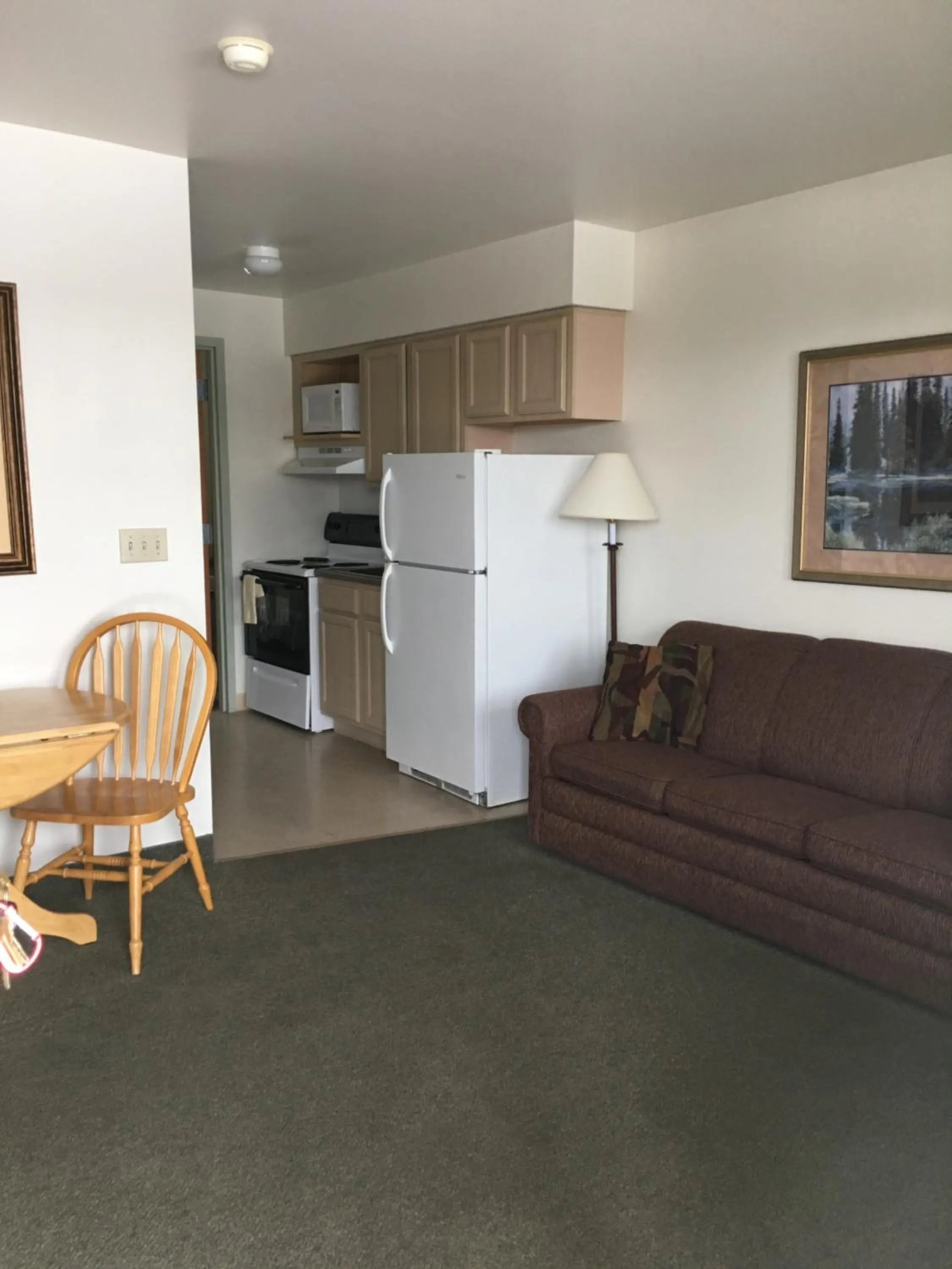 All Suites Inn Budget Host