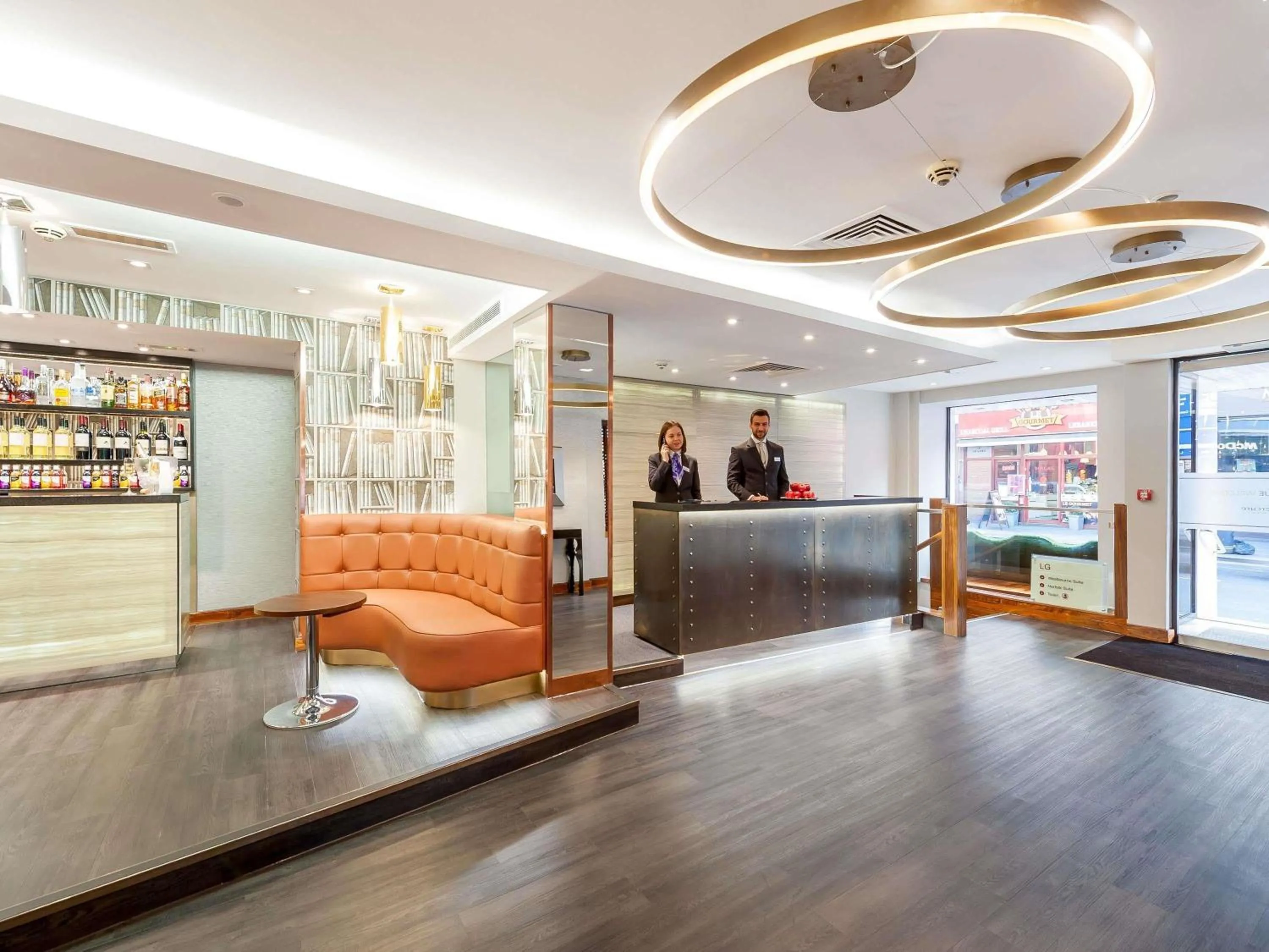 Restaurant/places to eat in Mercure London Paddington Hotel