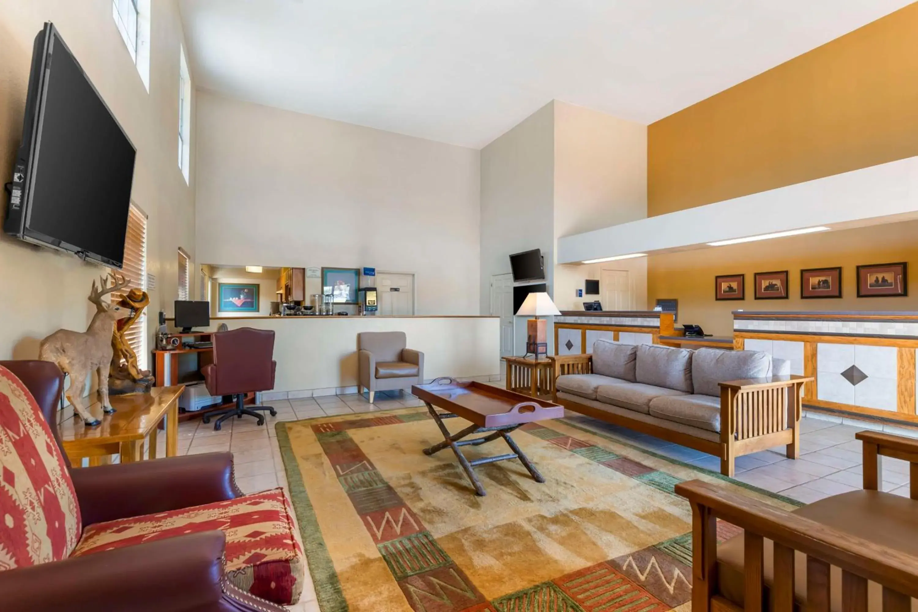 Lobby or reception in Best Western Executive Inn Lobby or reception in Best Western Executive Inn