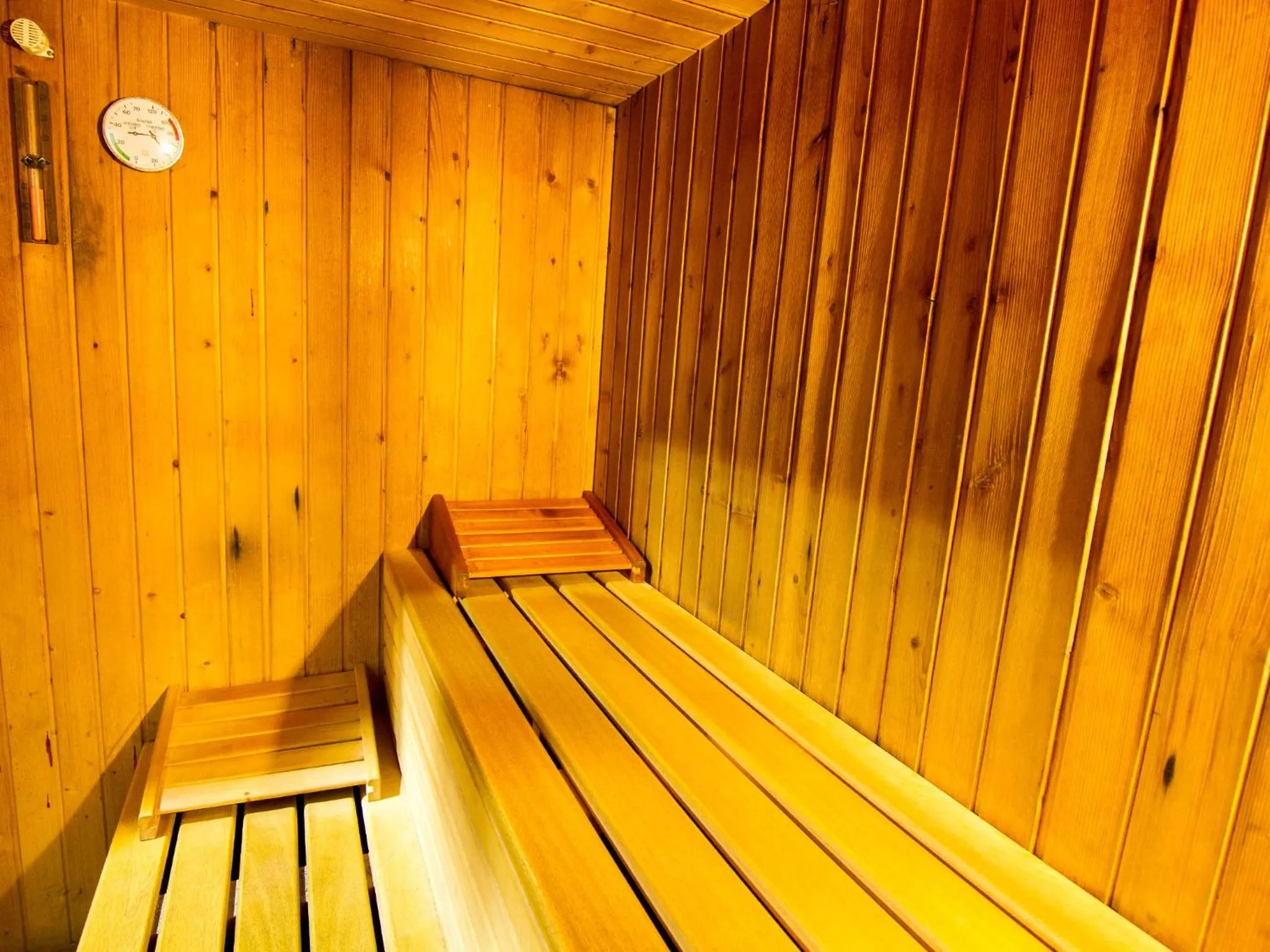 Hot Tub in Hotel La Estación de Luanco