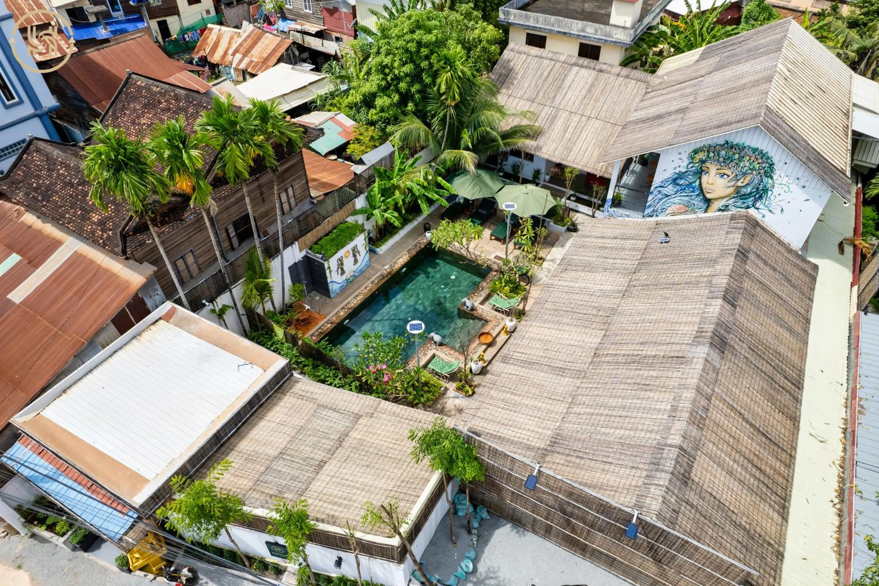 Pool view in Green BOUTiQUE