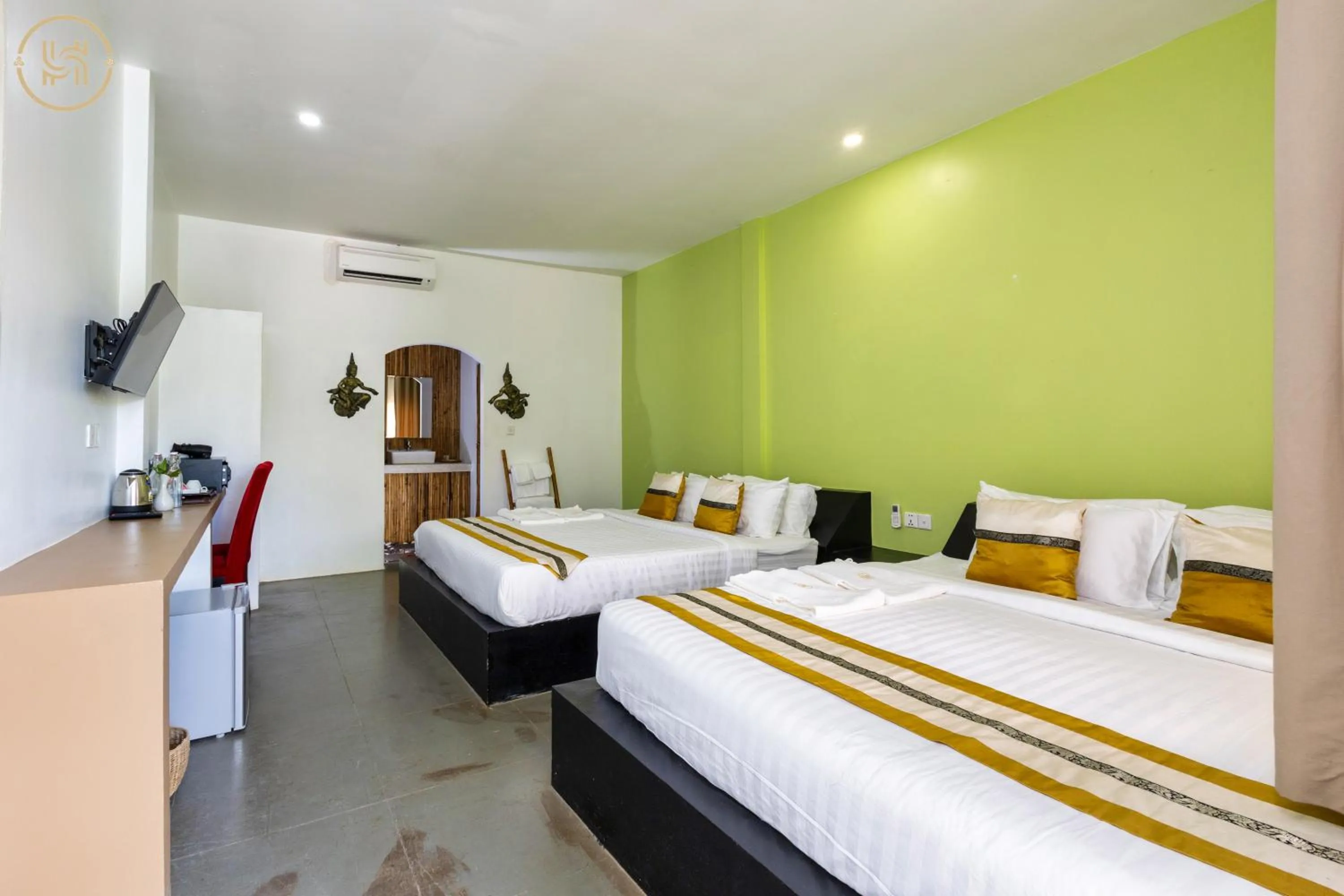 Bedroom, Bed in Green BOUTiQUE