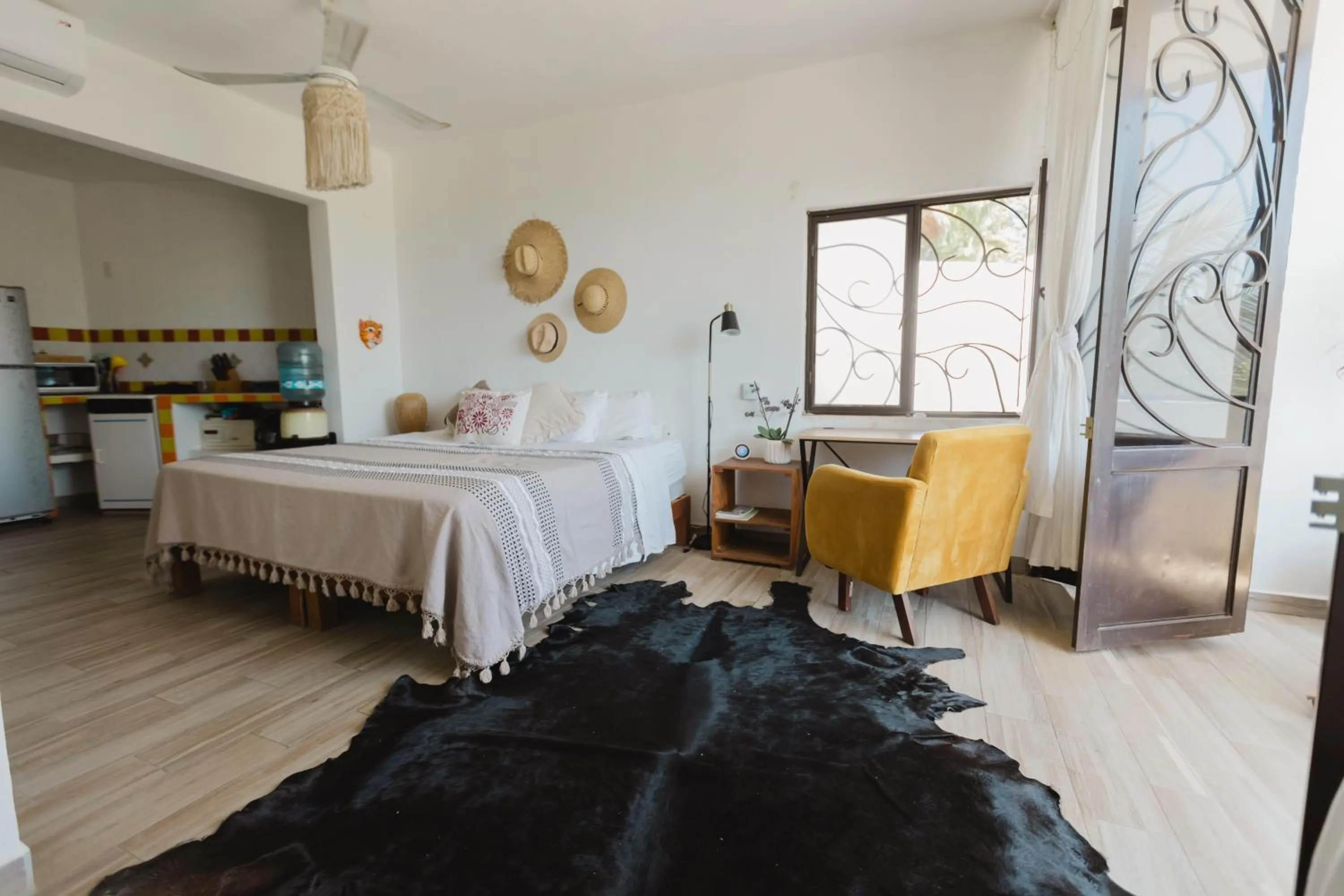 Photo of the whole room, Bed in Casa Fenix