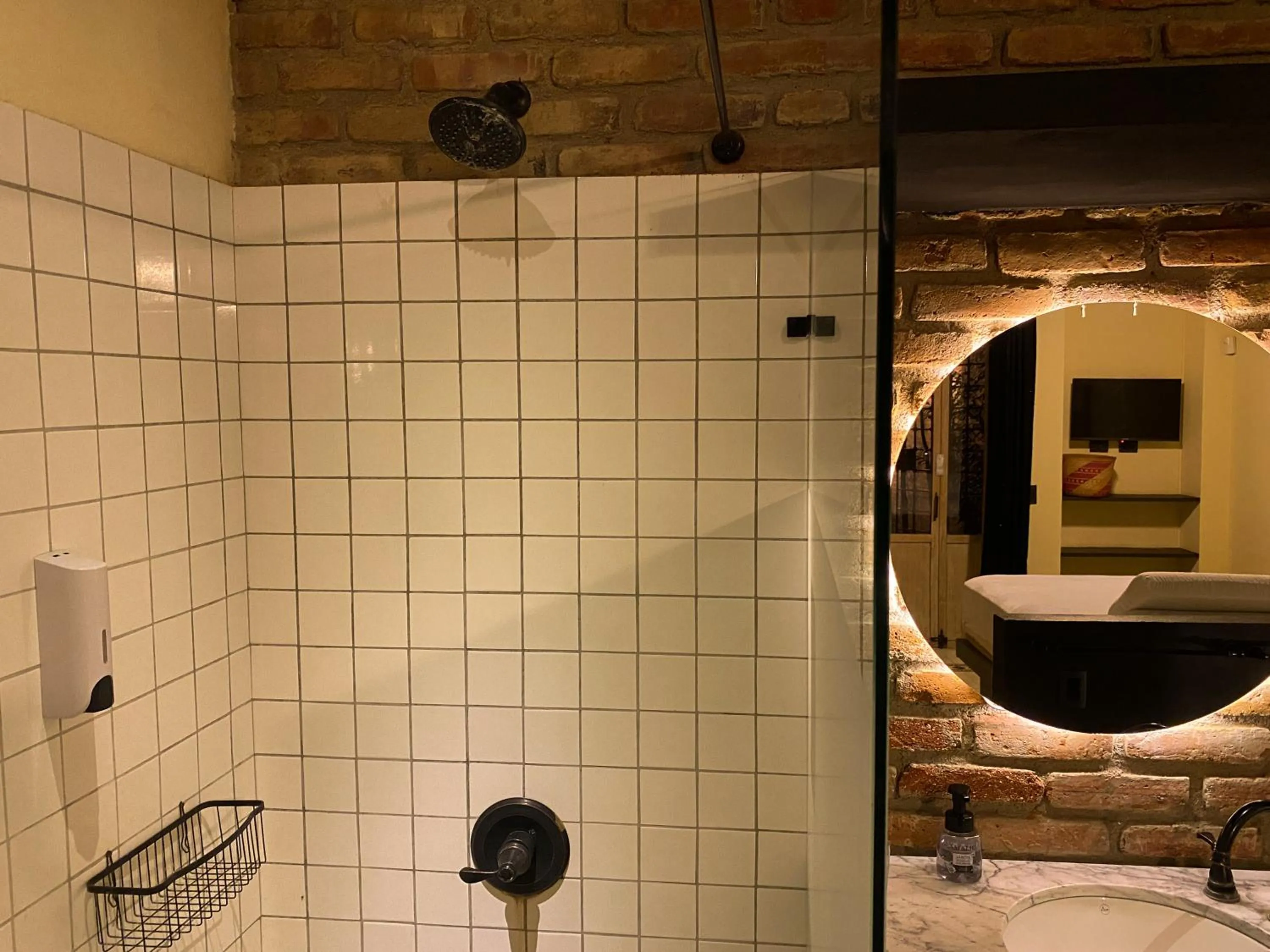 Bathroom in Casa Charlotte - Alma Hotels