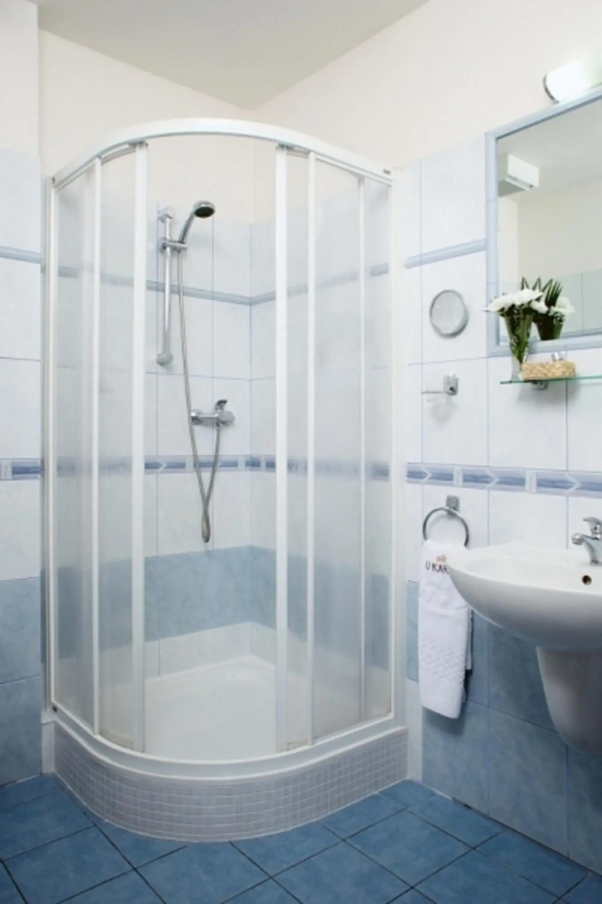 Twin Room - single occupancy in Hotel U Karla Twin Room - single occupancy in Hotel U Karla