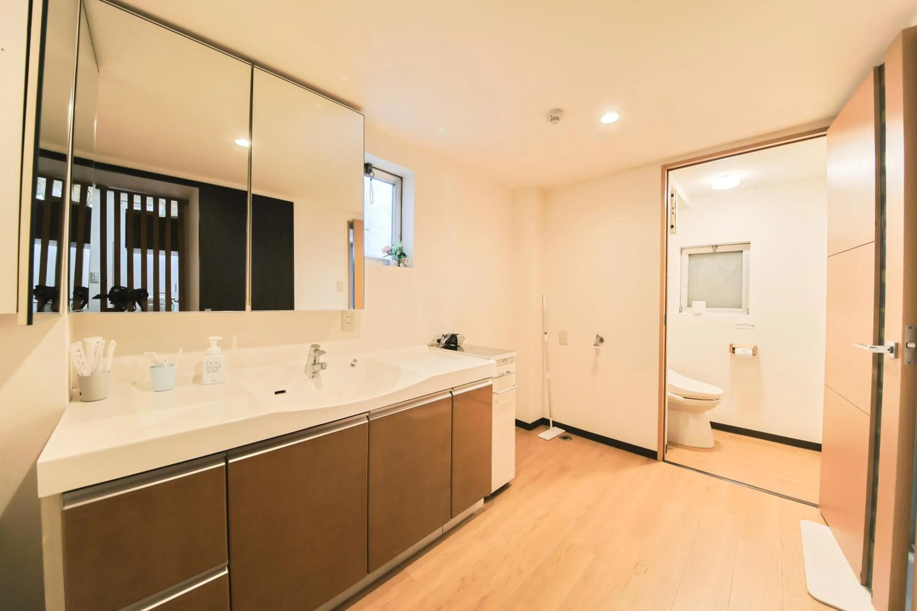 Sakuranomiya Hotel-Self Service