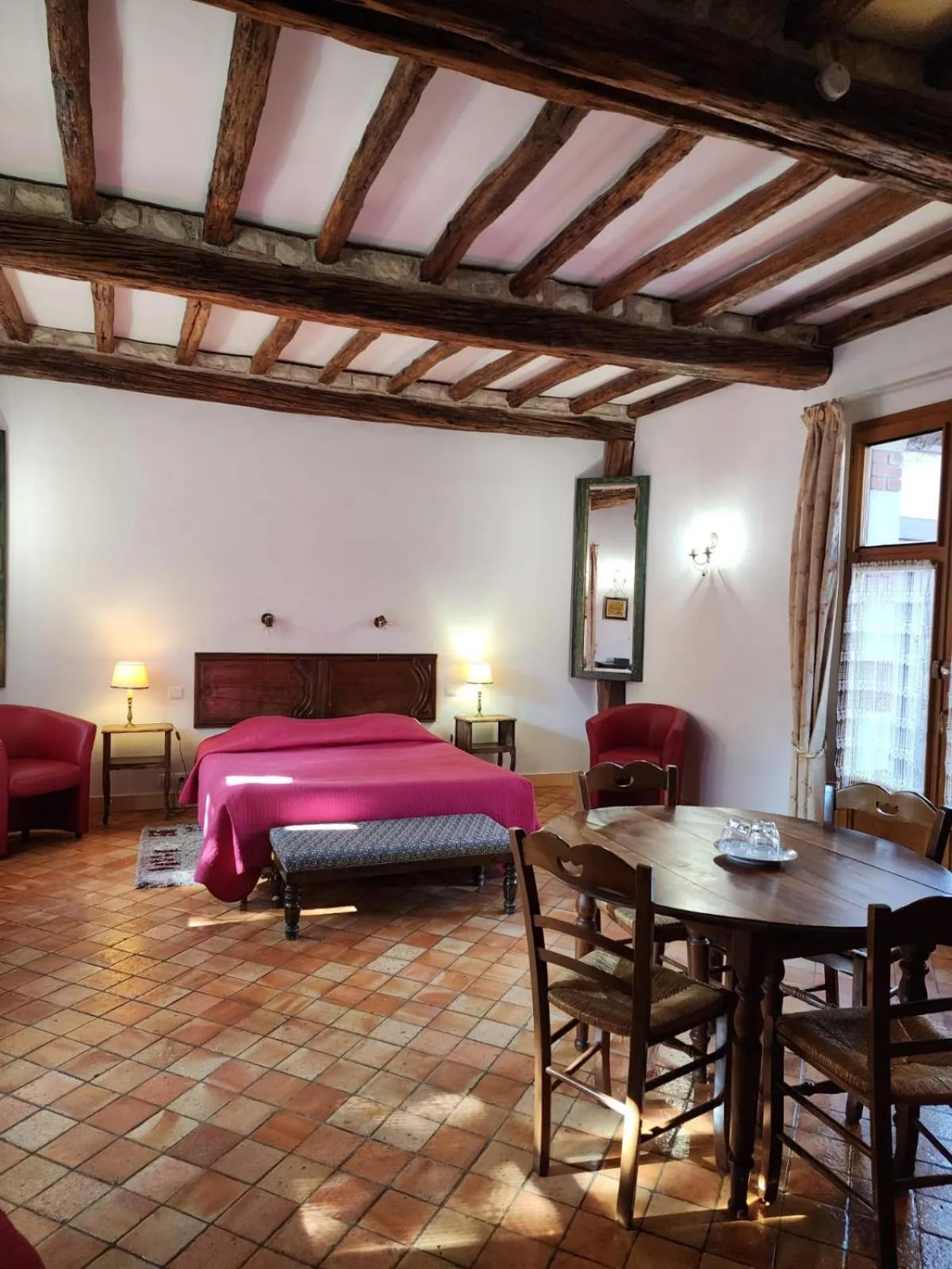 Bedroom, Bed in Manoir de la Maison Blanche