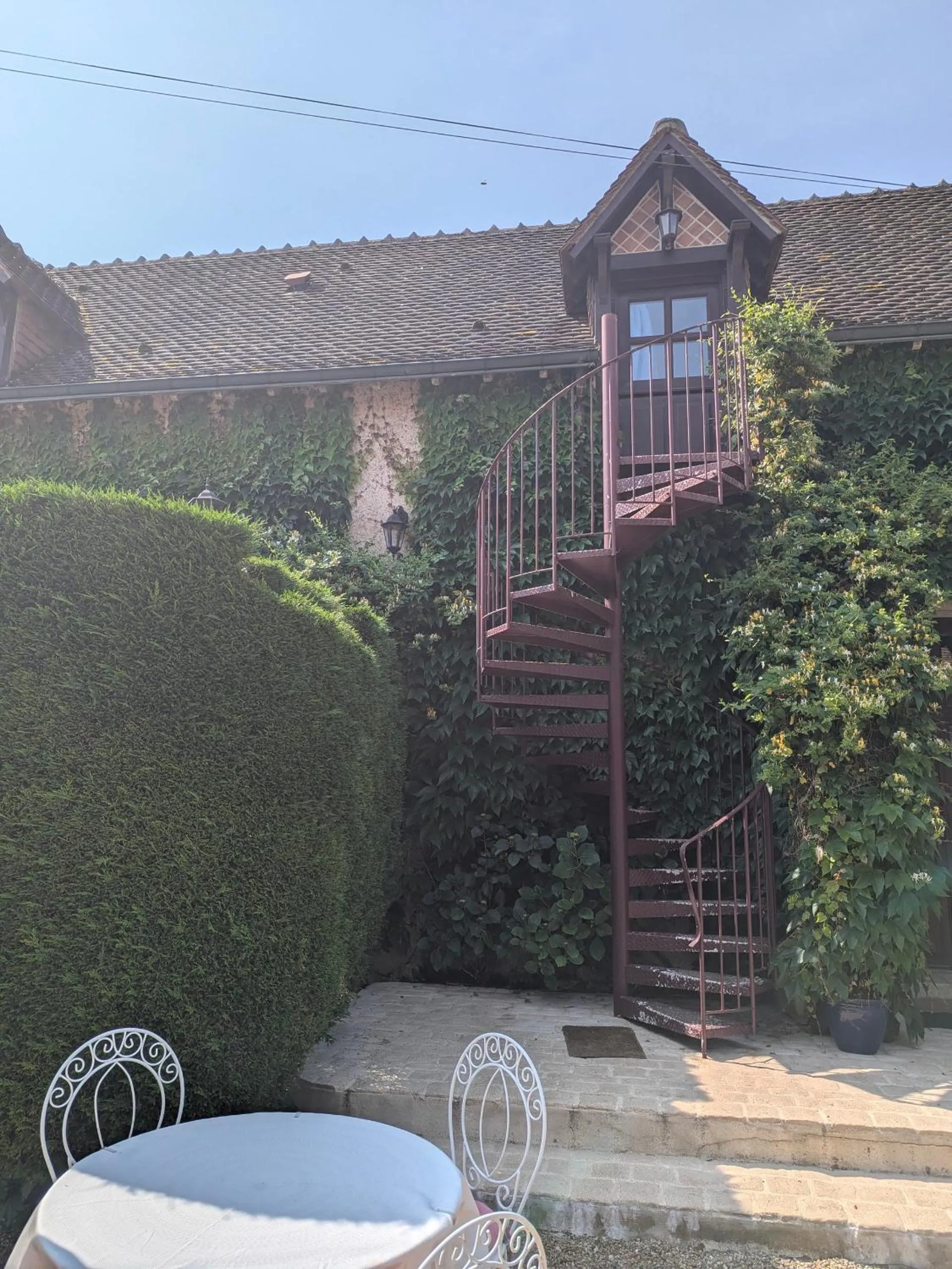 Property building in Manoir de la Maison Blanche