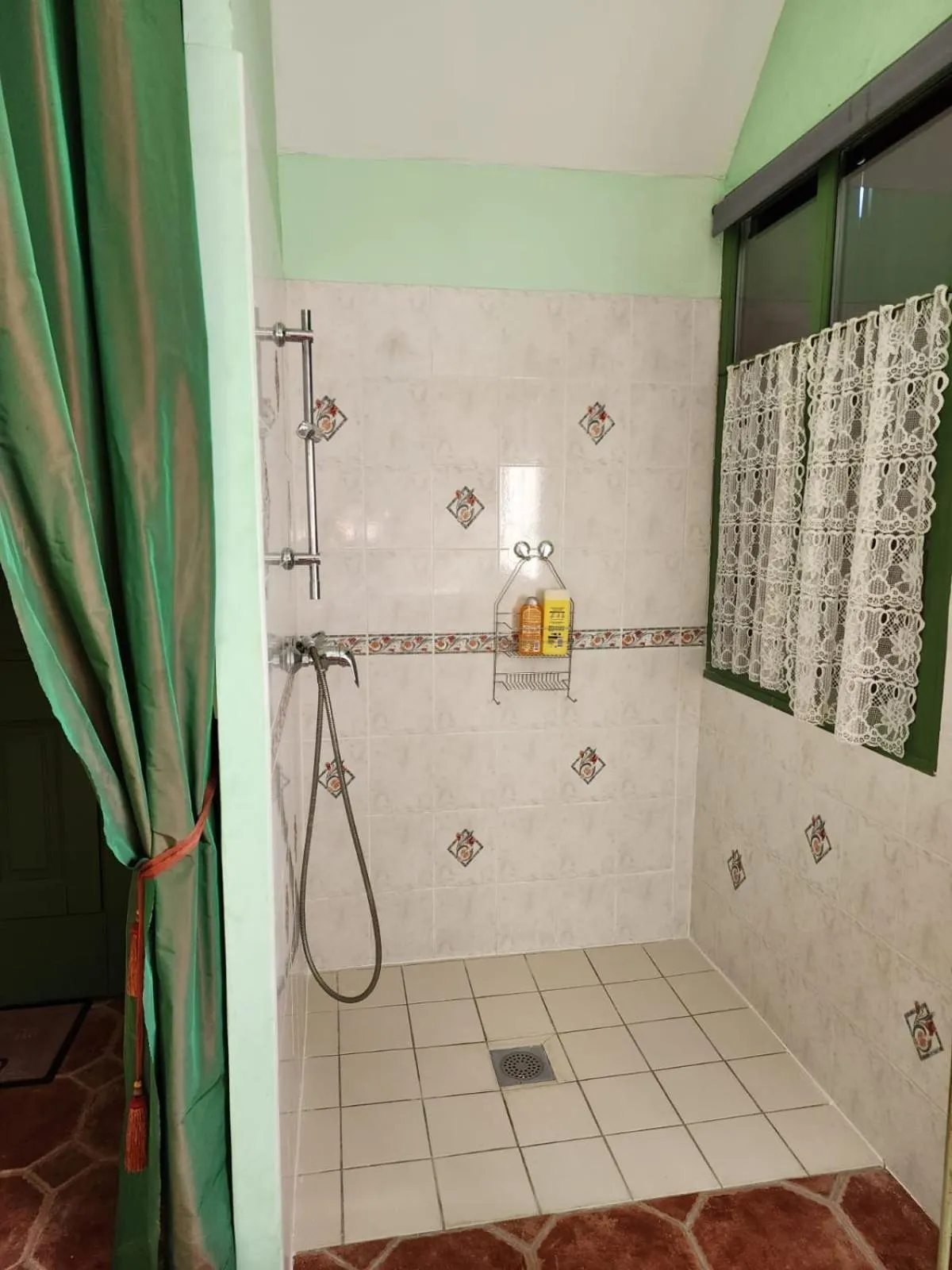 Shower in Manoir de la Maison Blanche