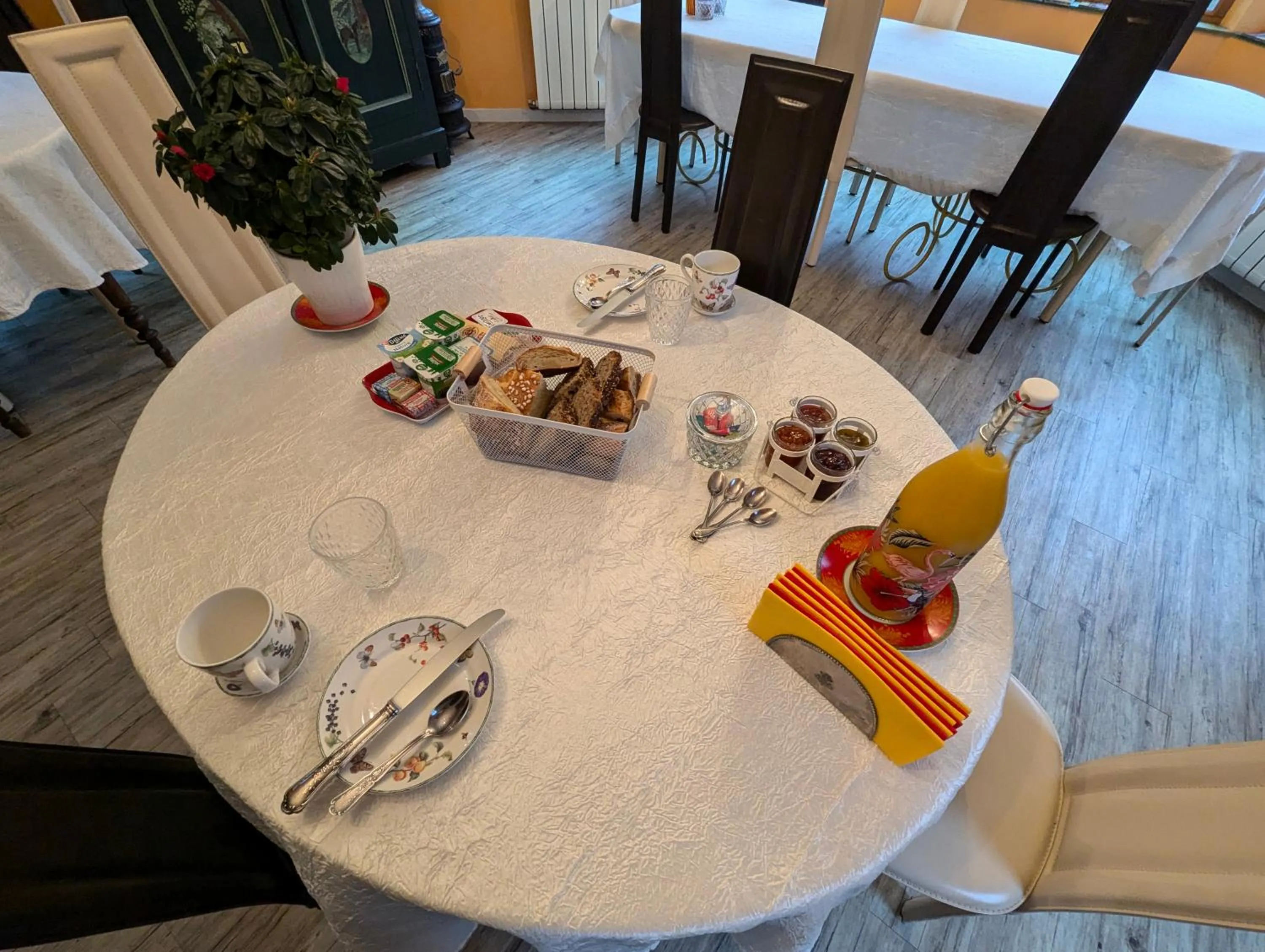 Breakfast in Manoir de la Maison Blanche