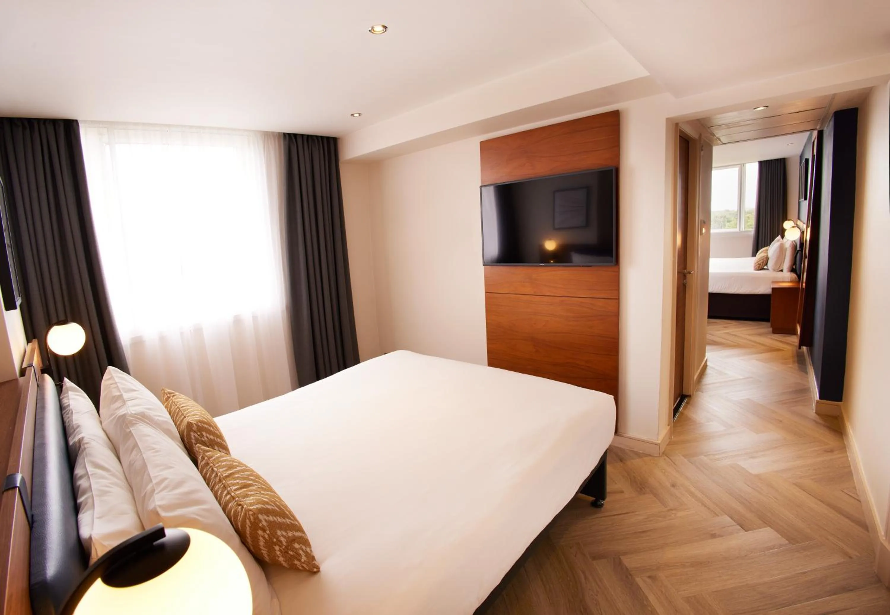 Bed in Thistle London Hyde Park Kensington Gardens