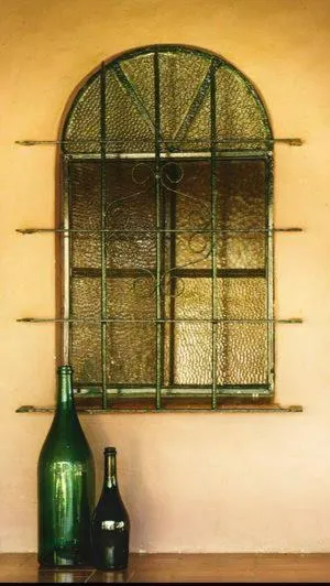 Decorative detail in Posada Don Salvador