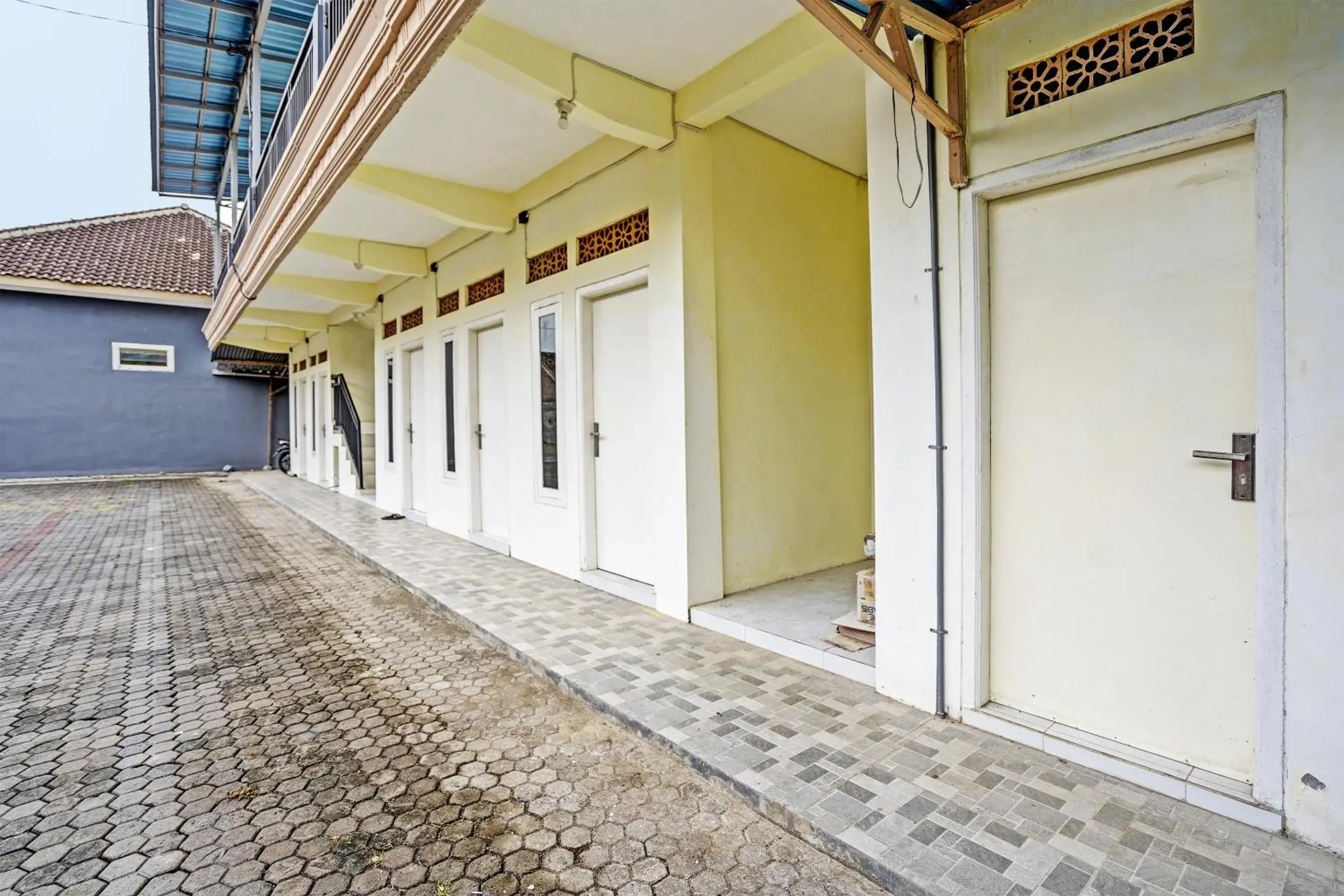 Lobby or reception in Hotel O Tanjung Indah Homestay Syariah Lobby or reception in Hotel O Tanjung Indah Homestay Syariah