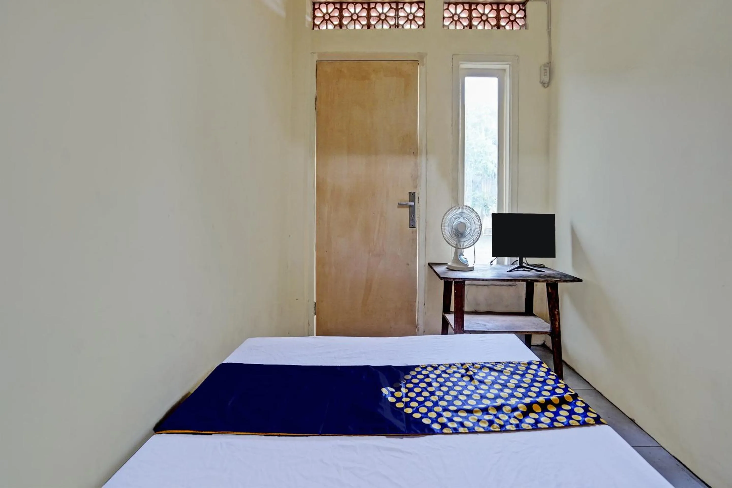 Bedroom, Bed in Hotel O Tanjung Indah Homestay Syariah
