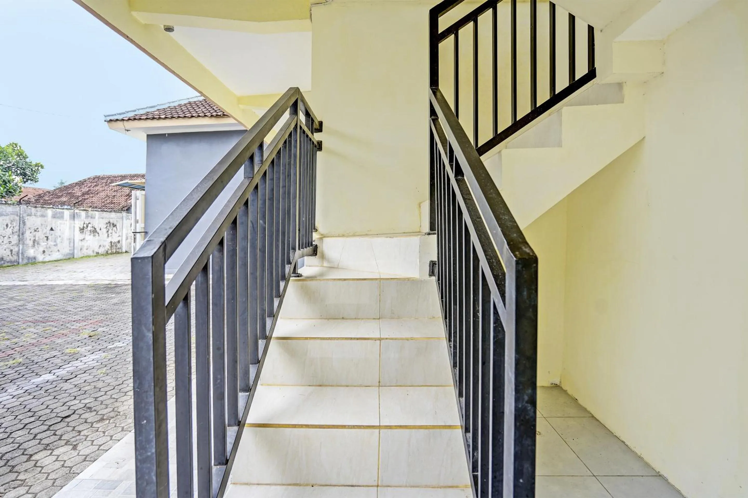 Lobby or reception in Hotel O Tanjung Indah Homestay Syariah