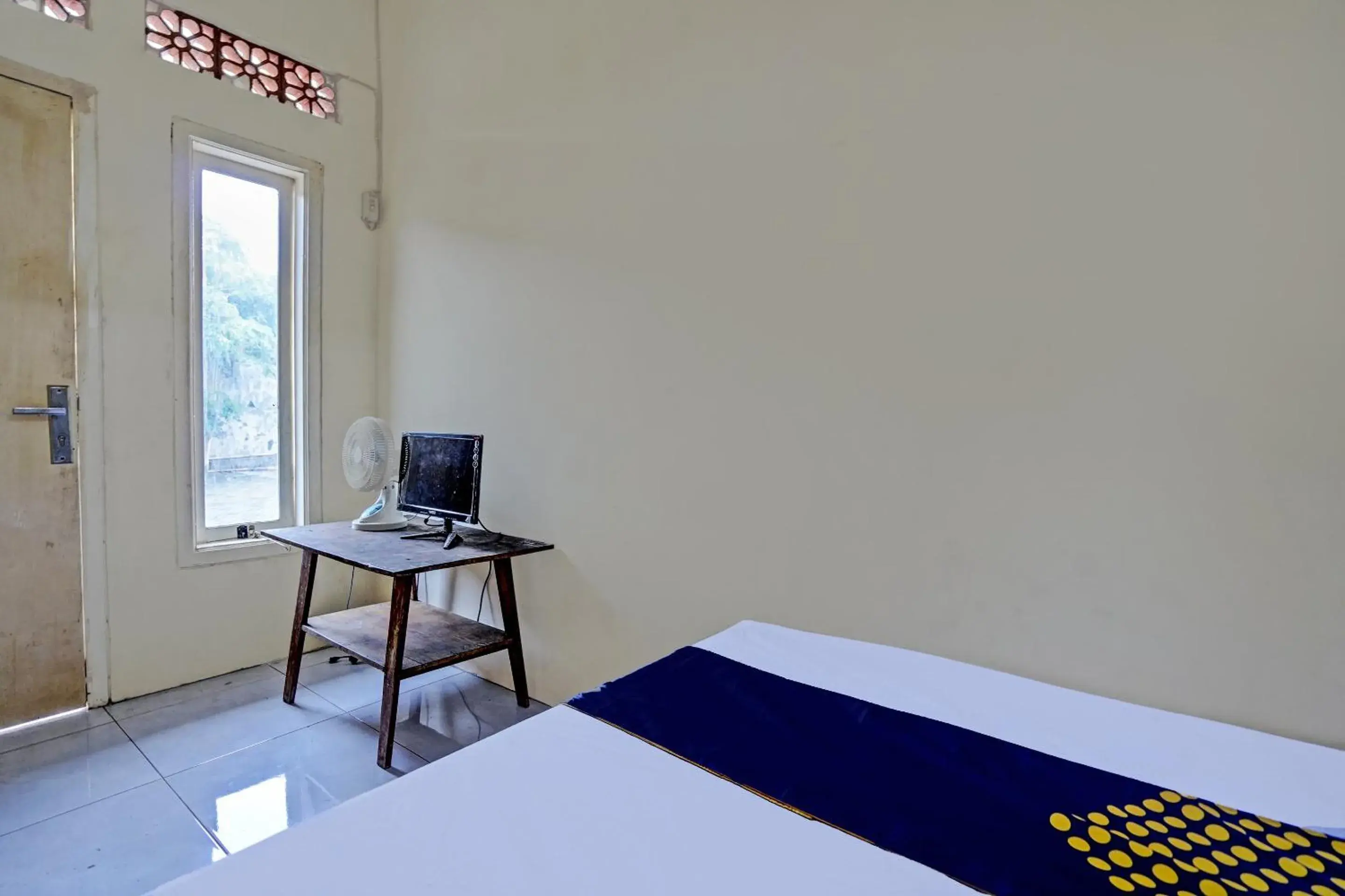 Bedroom, Bed in Hotel O Tanjung Indah Homestay Syariah Bedroom, Bed in Hotel O Tanjung Indah Homestay Syariah