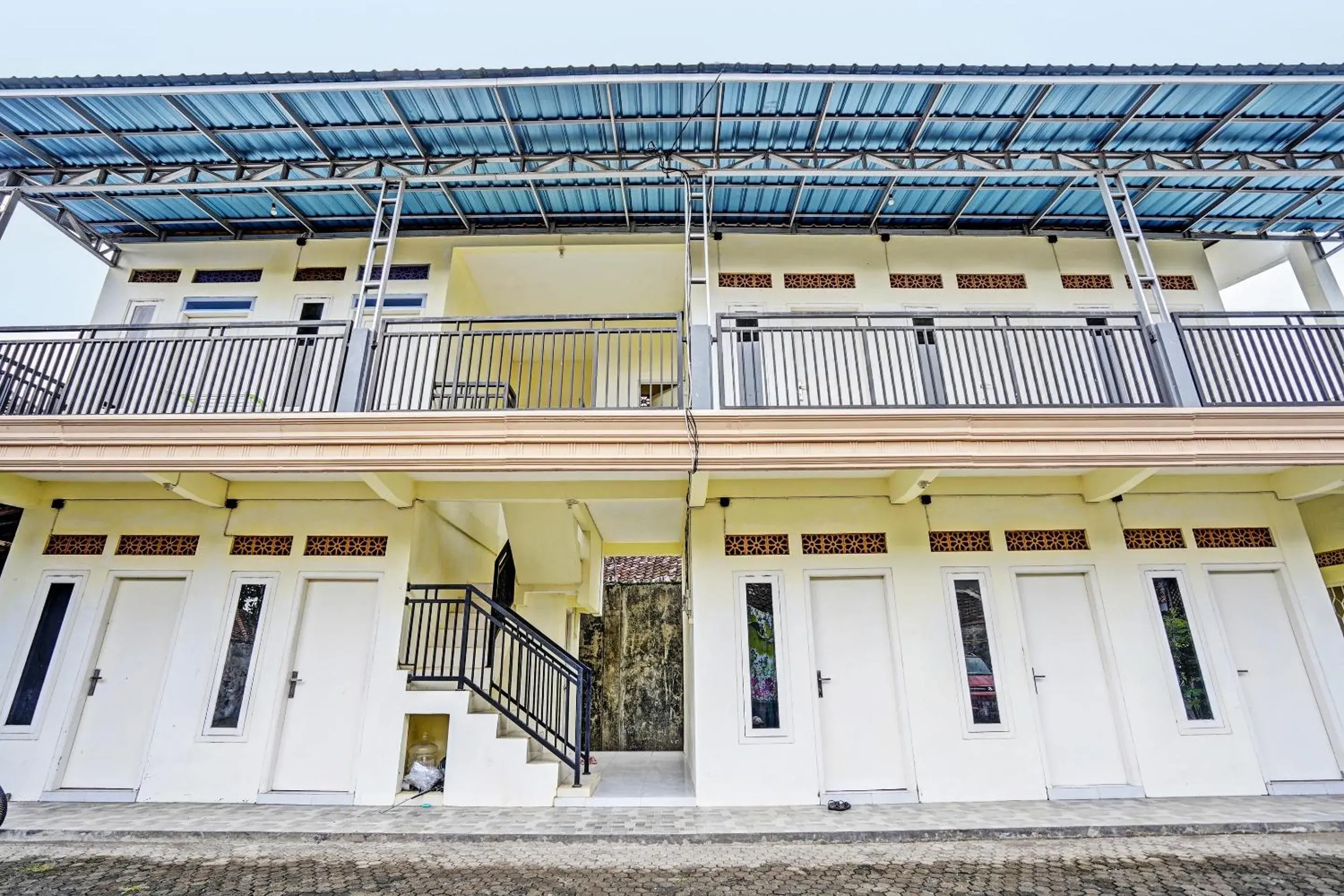 Facade/entrance in Hotel O Tanjung Indah Homestay Syariah Facade/entrance in Hotel O Tanjung Indah Homestay Syariah
